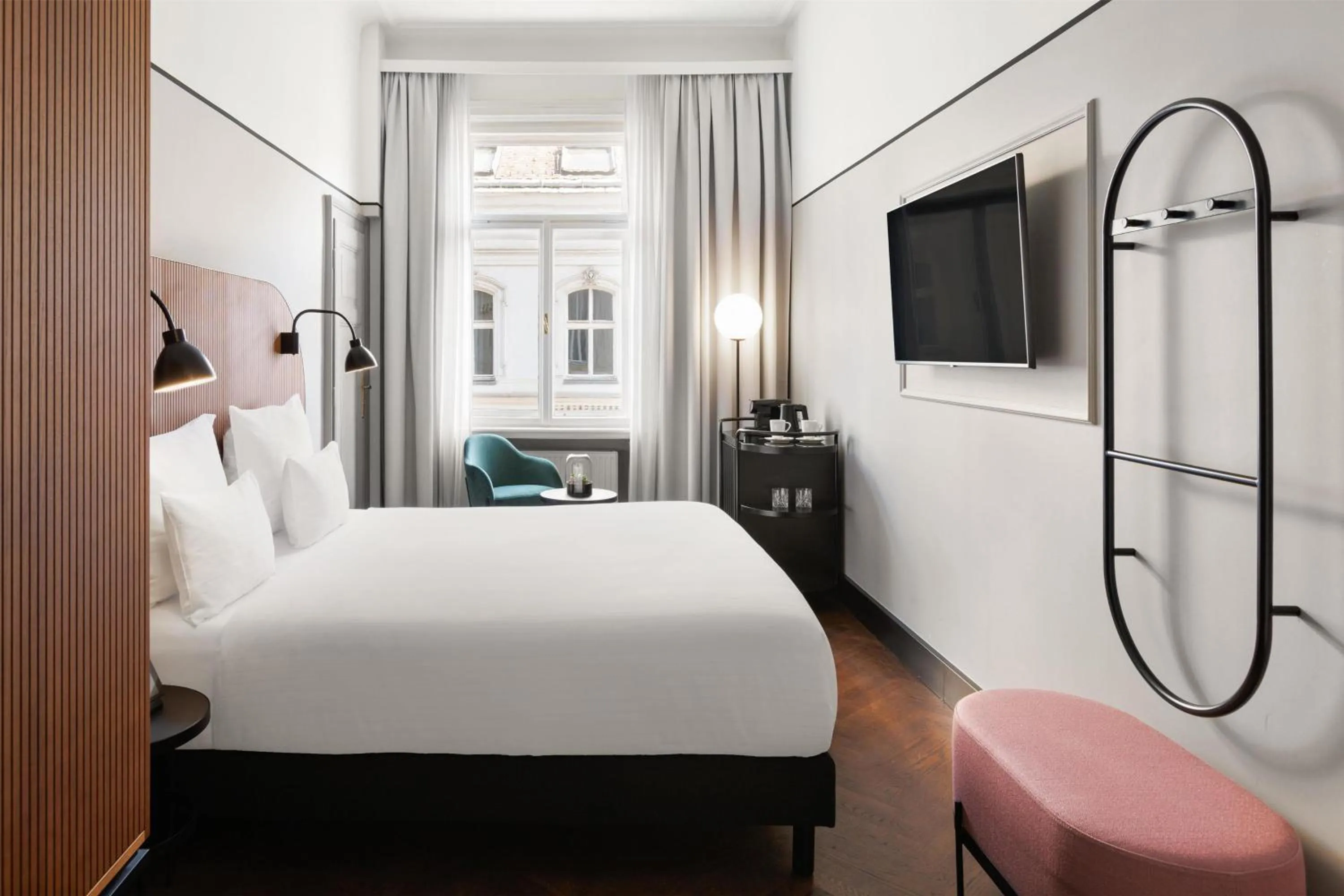 Bed in Hotel Astoria Vienna, Curio Collection by Hilton