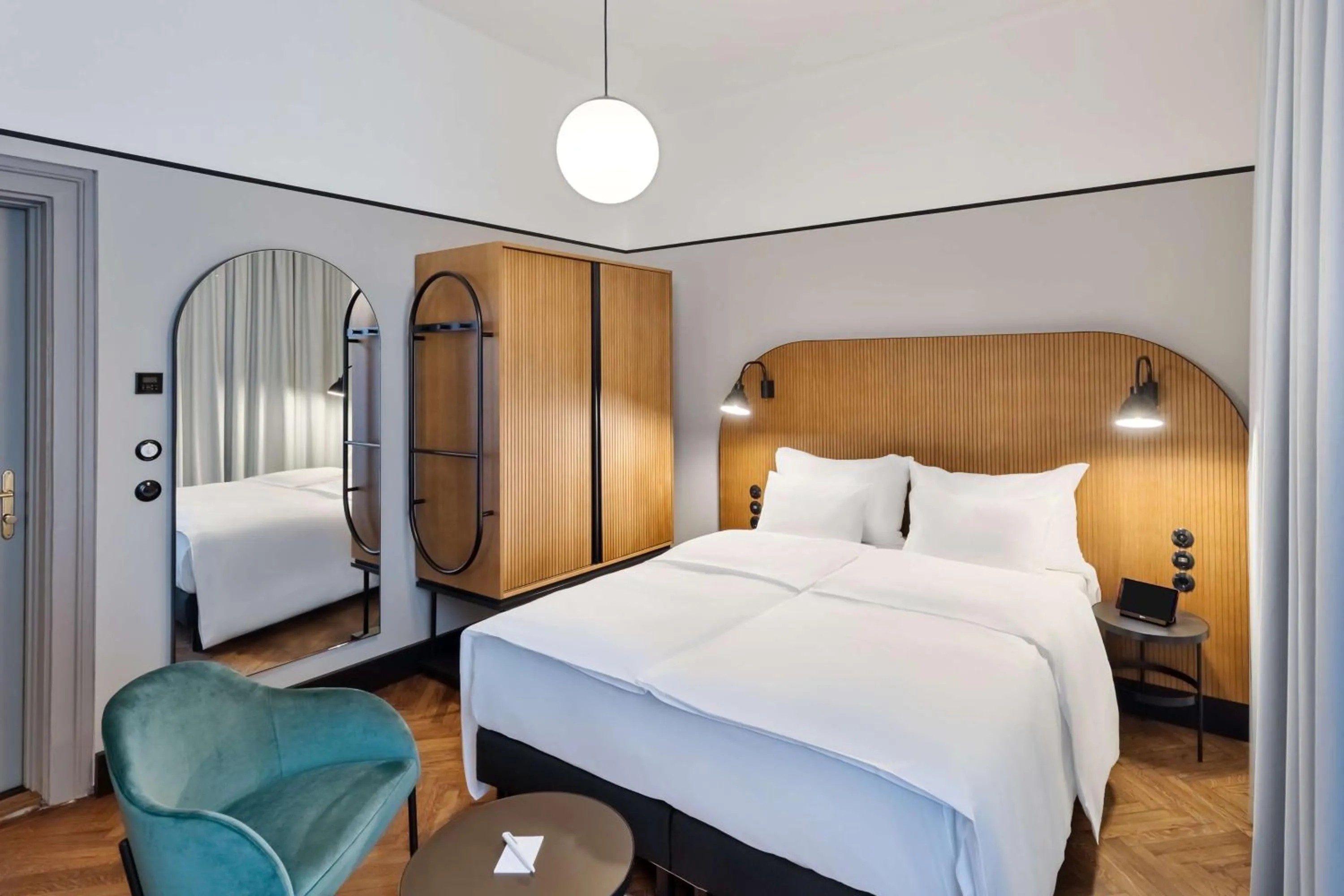 Bed in Hotel Astoria Vienna, Curio Collection by Hilton