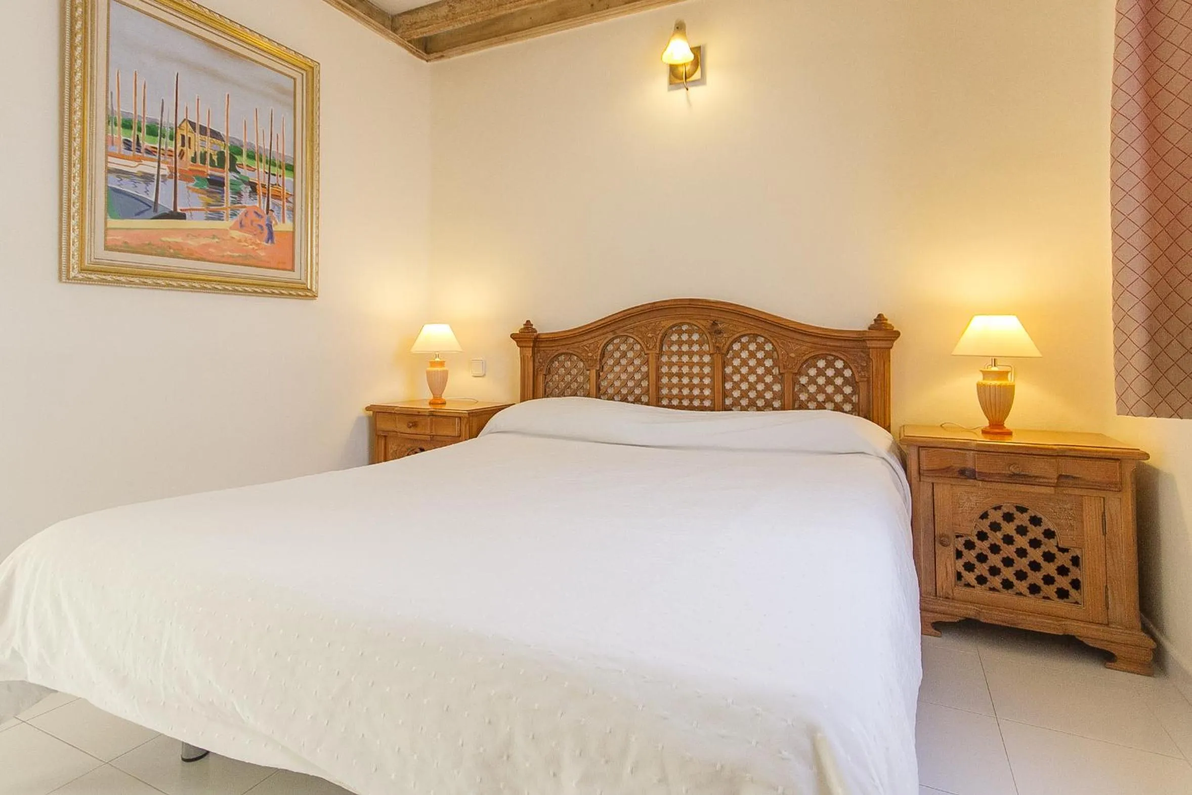 Bed in Sands Beach Active Resort