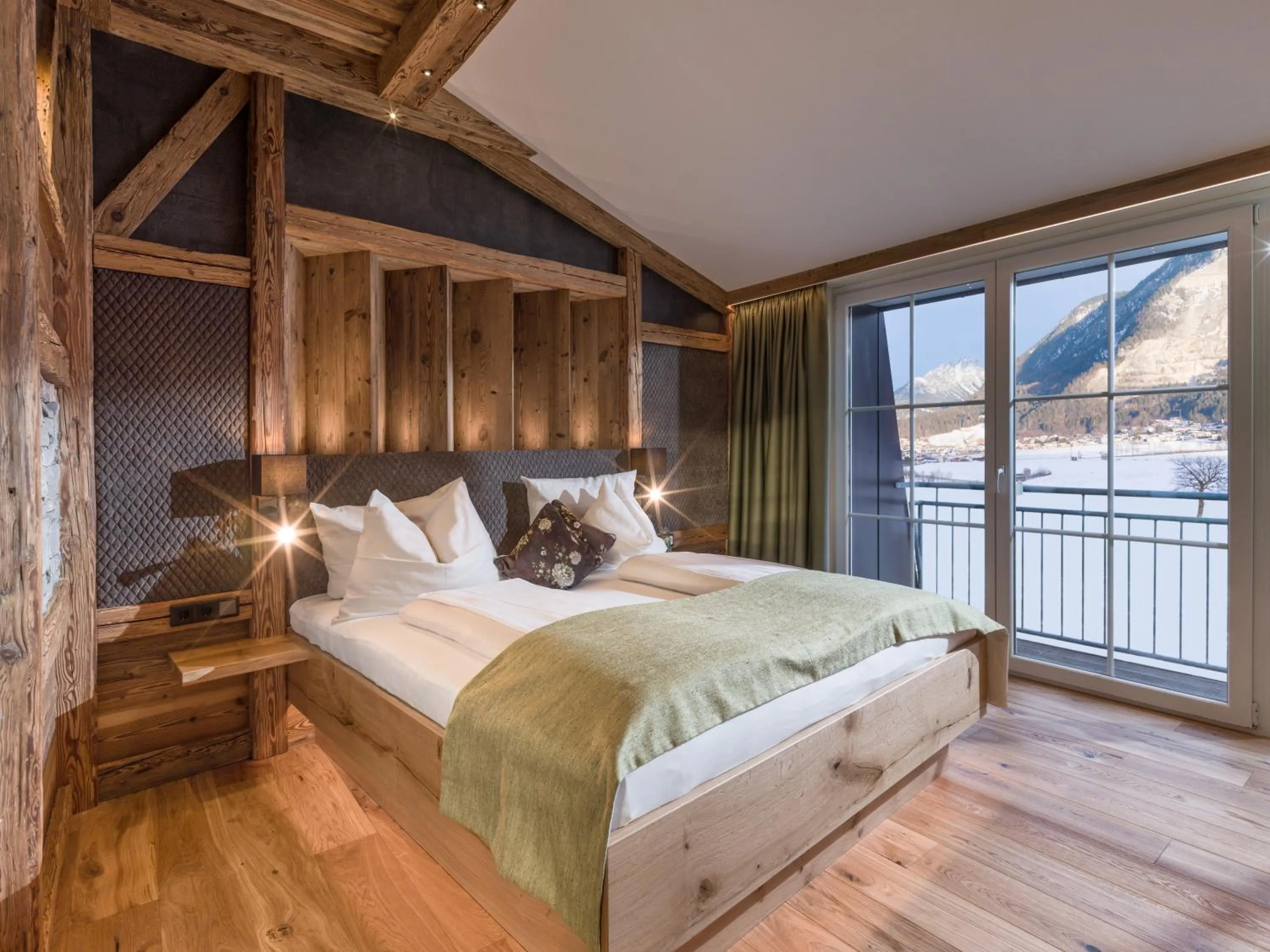 Bedroom, Bed in Hotel Panorama Royal