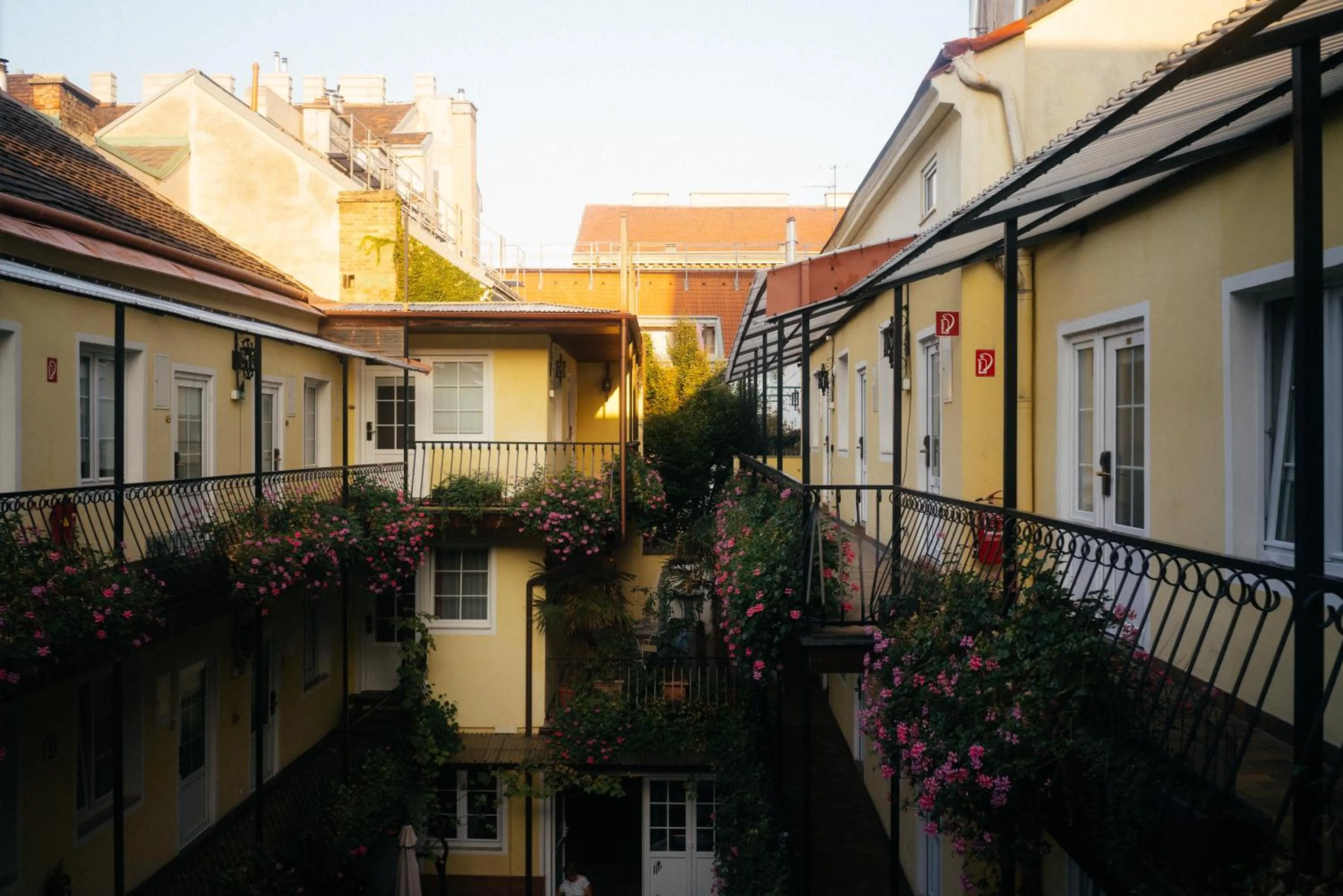 Property building in Hotel Am Brillantengrund