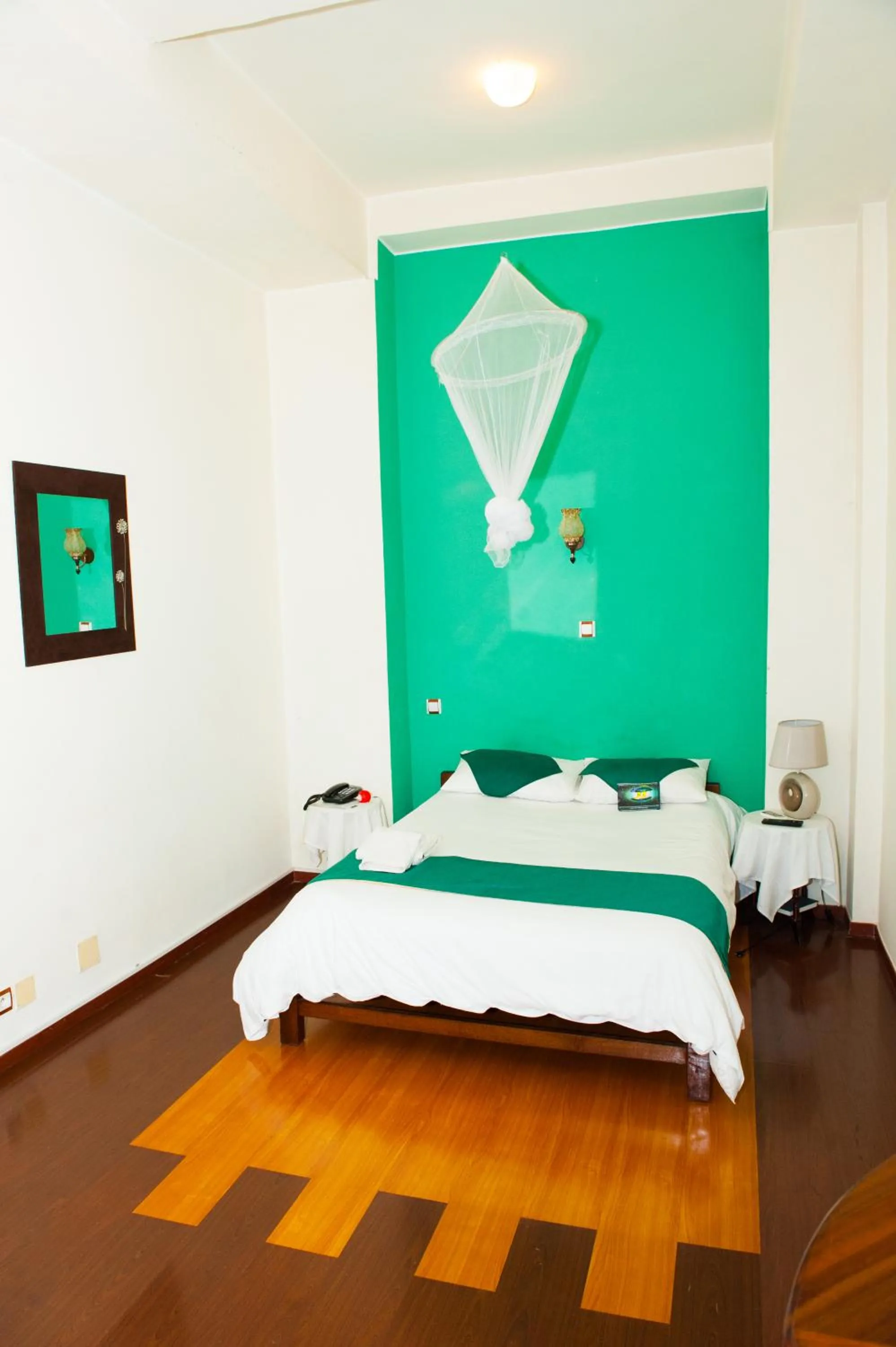 Decorative detail, Bed in Hotel de L'Avenue - Tana City Centre