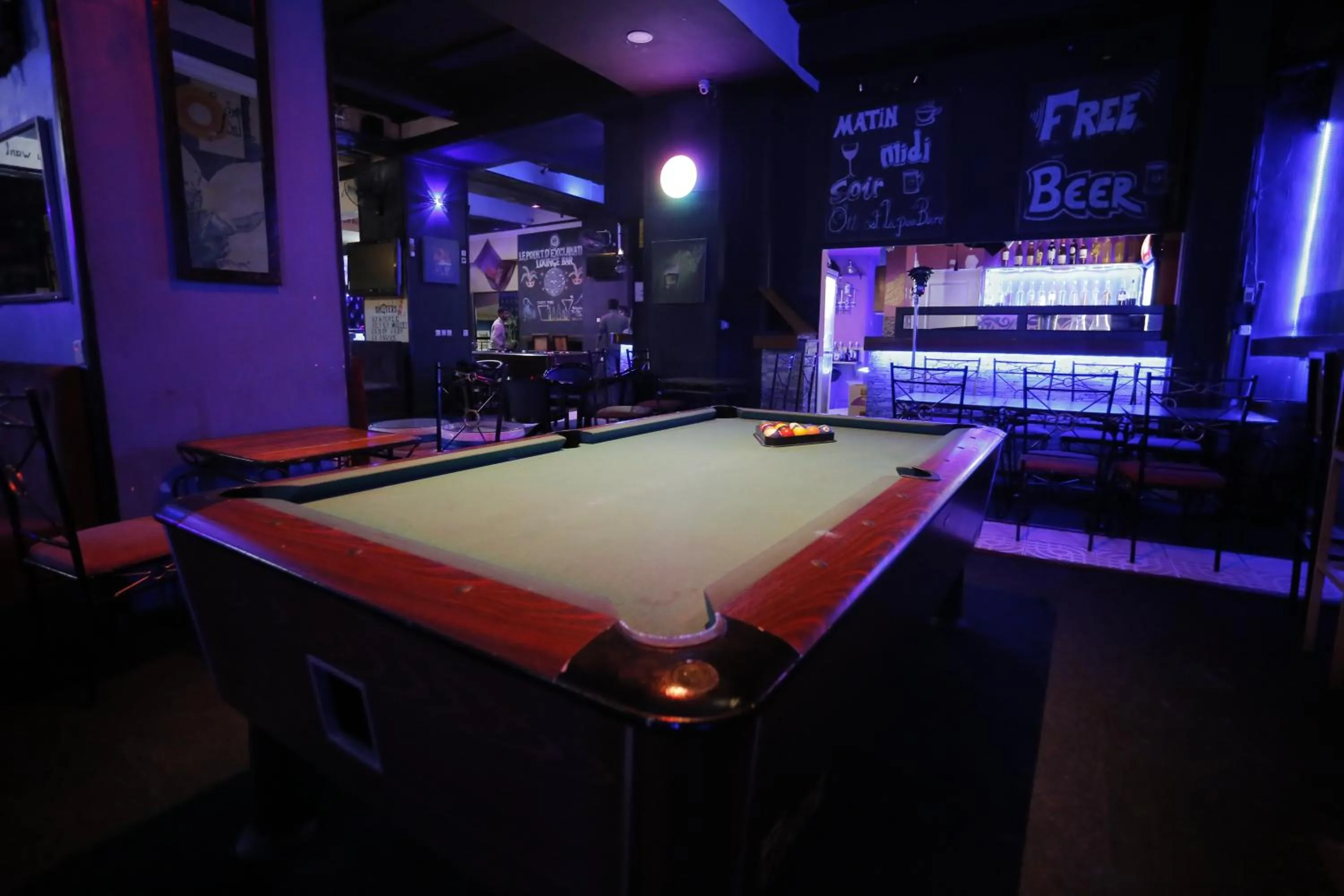 Billiard in Hotel de L'Avenue - Tana City Centre