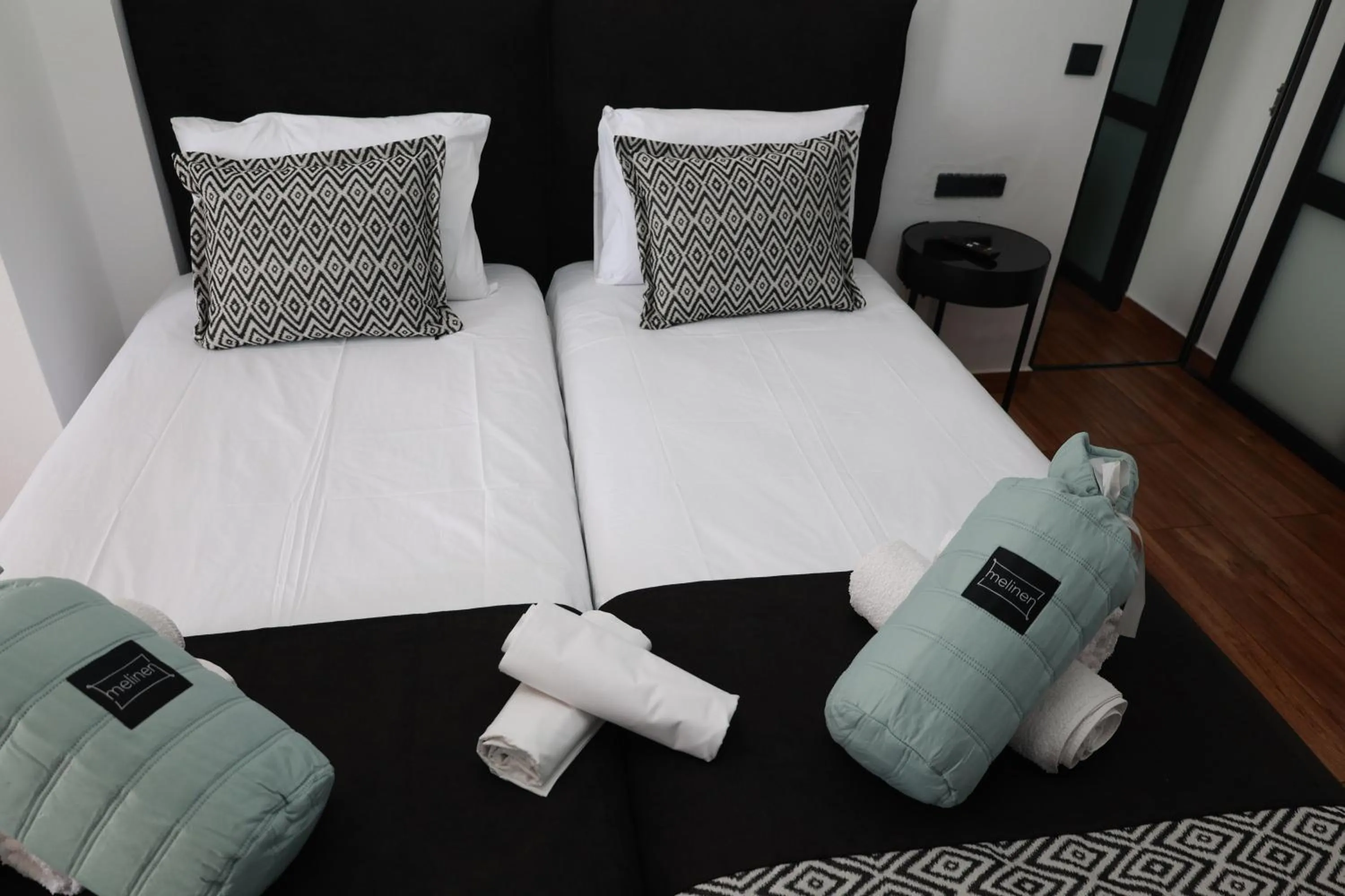 Bed in Paris-Irini Studios And Apartments