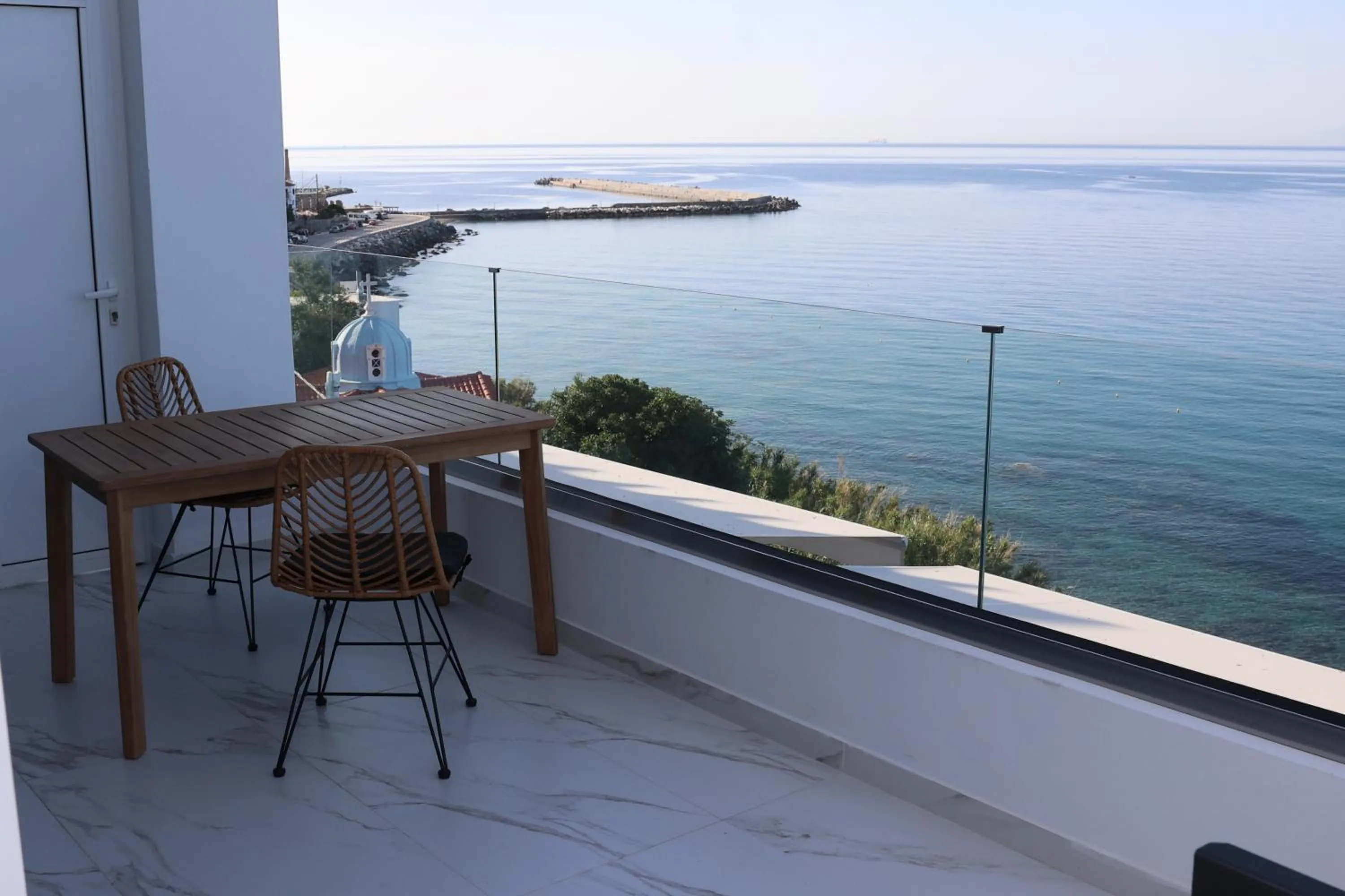 Balcony/Terrace in Paris-Irini Studios And Apartments