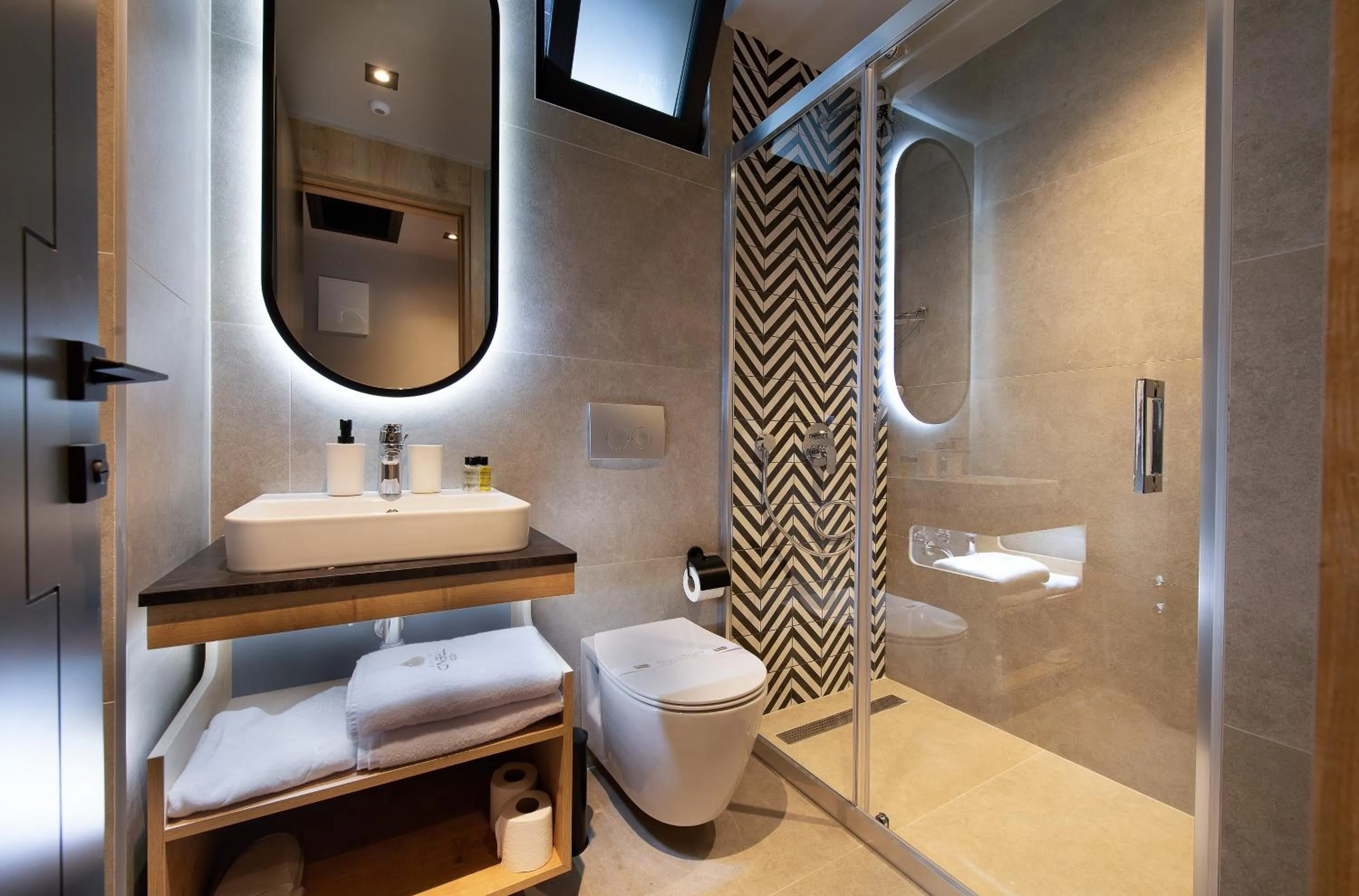 Bathroom in Trend Suites CYCLE