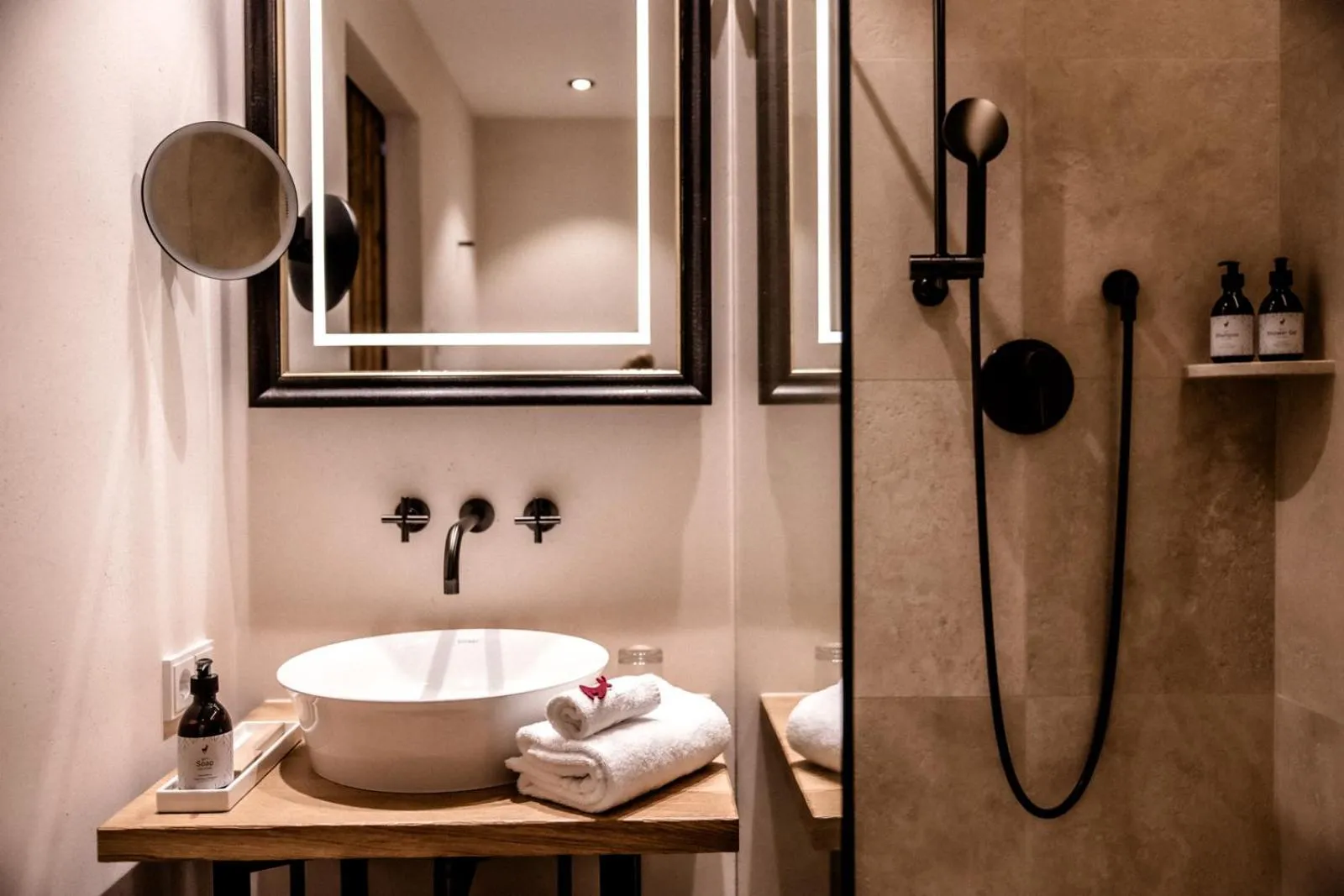 Bathroom in Kitzhof Mountain Design Resort, 4 Sterne Superior