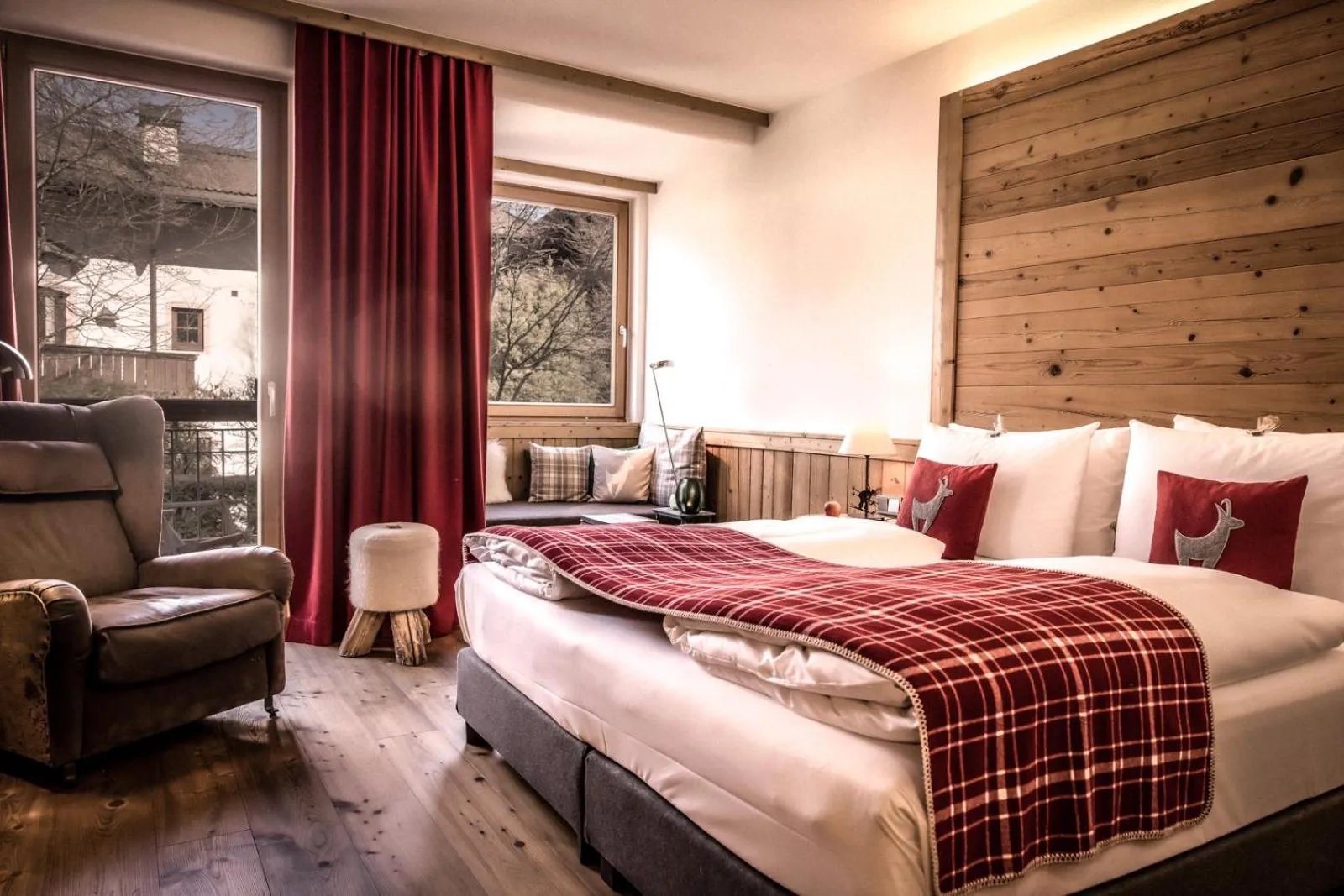Bedroom, Bed in Kitzhof Mountain Design Resort, 4 Sterne Superior