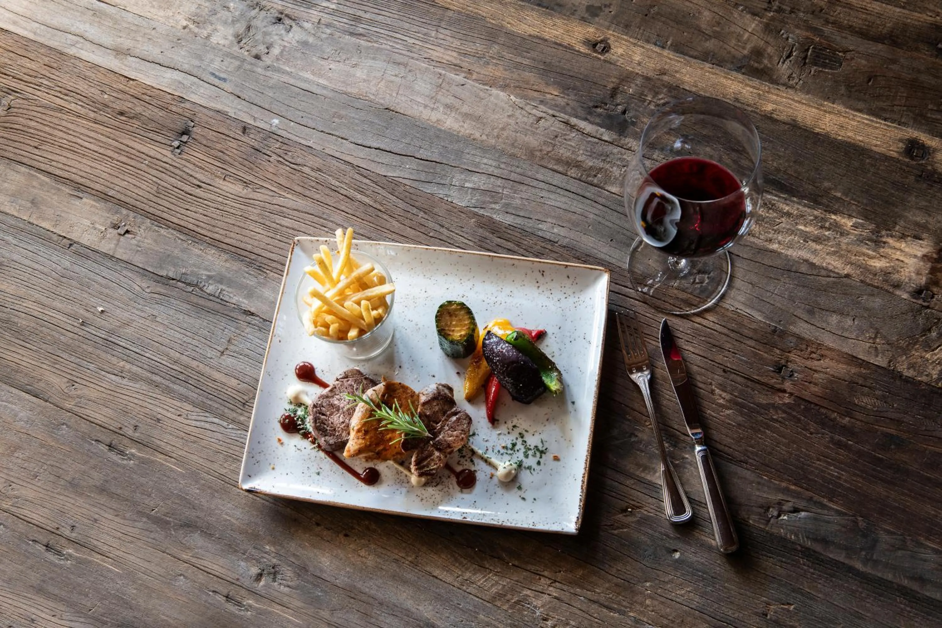 Restaurant/places to eat in das Alois 4 Sterne Superior