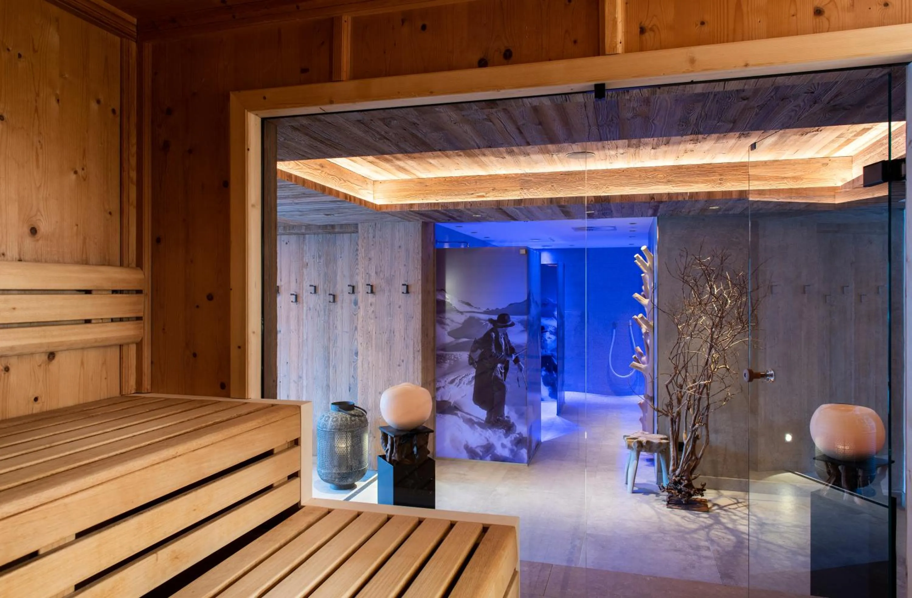 Swimming pool in das Alois 4 Sterne Superior