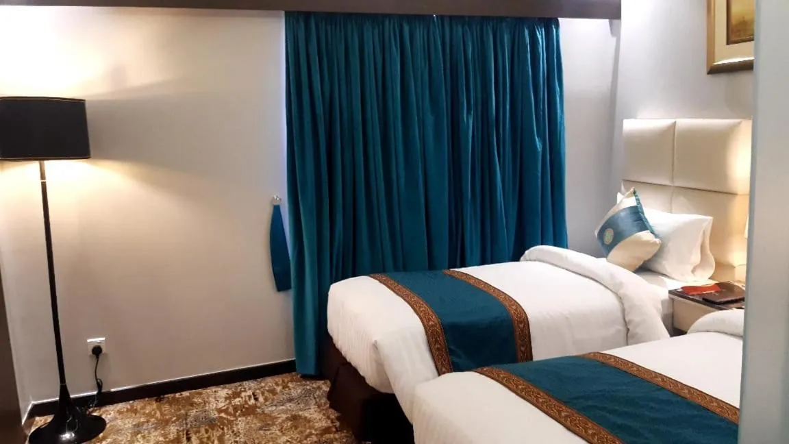 Bedroom, Bed in Faletti's Grand Hotel Multan