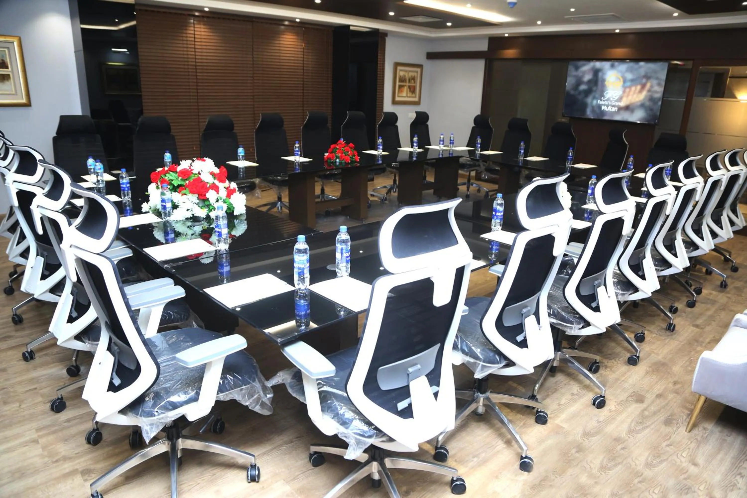 Meeting/conference room in Best Western Plus Grand Multan