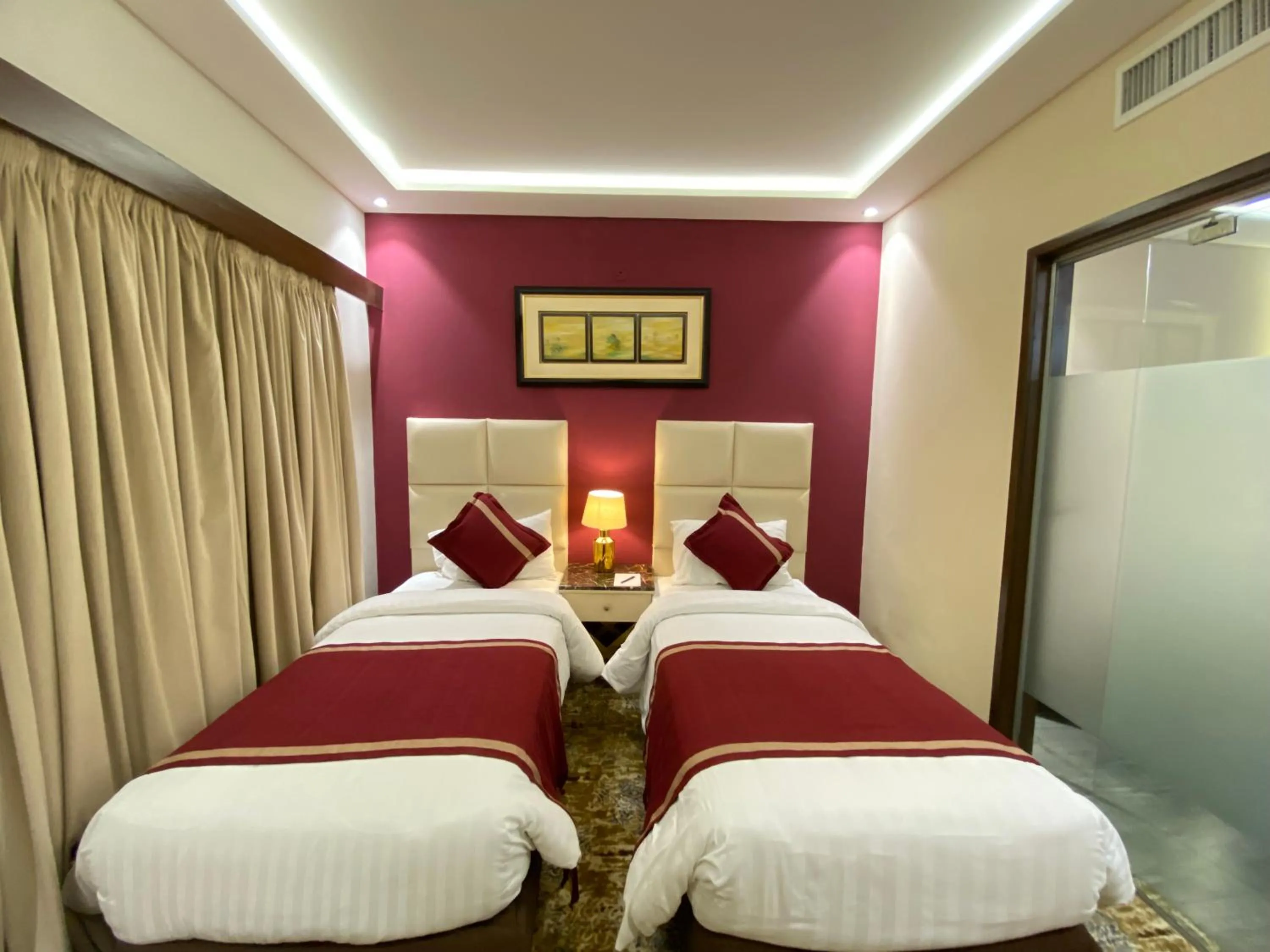 Bedroom, Bed in Best Western Plus Grand Multan
