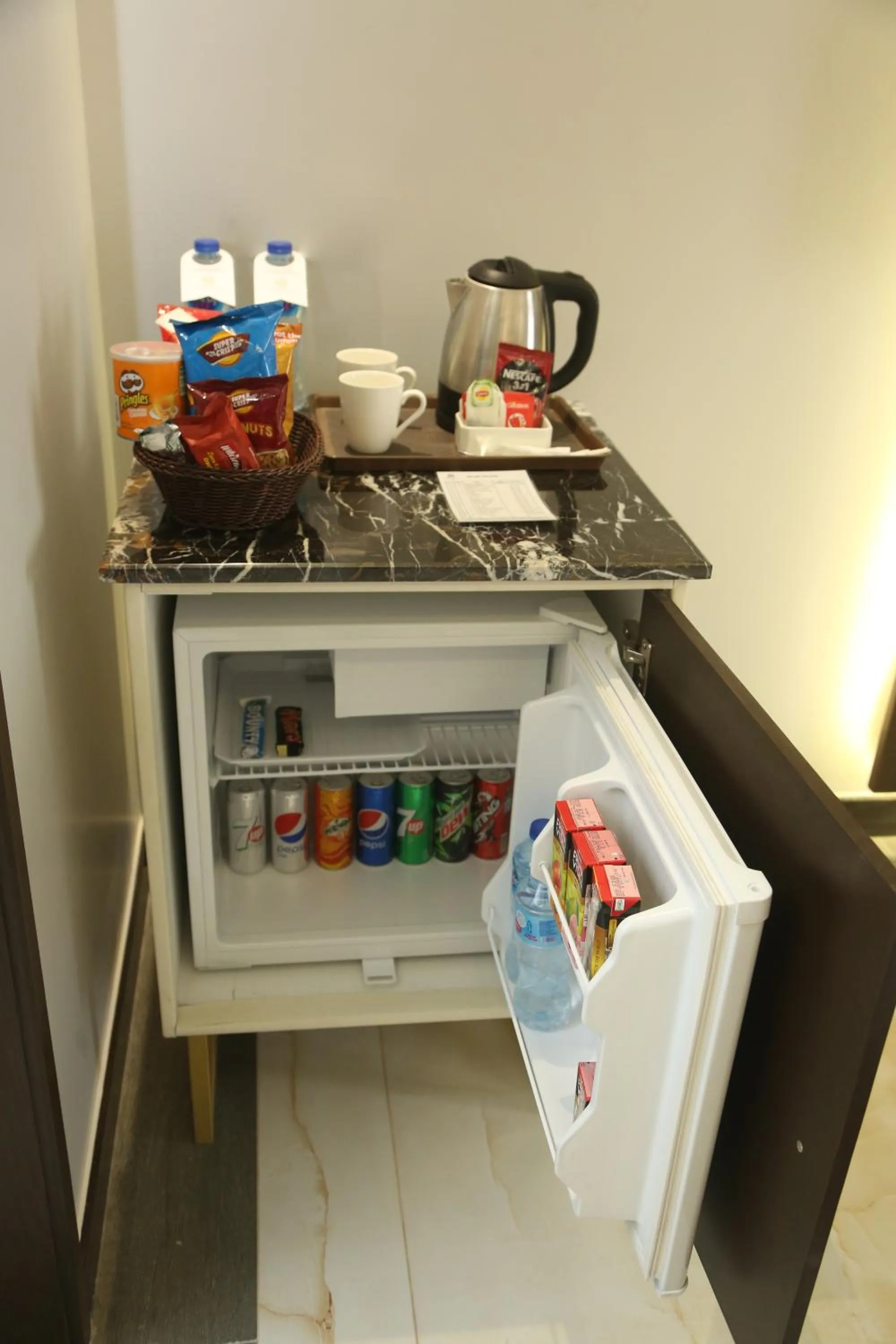 Coffee/tea facilities in Best Western Plus Grand Multan