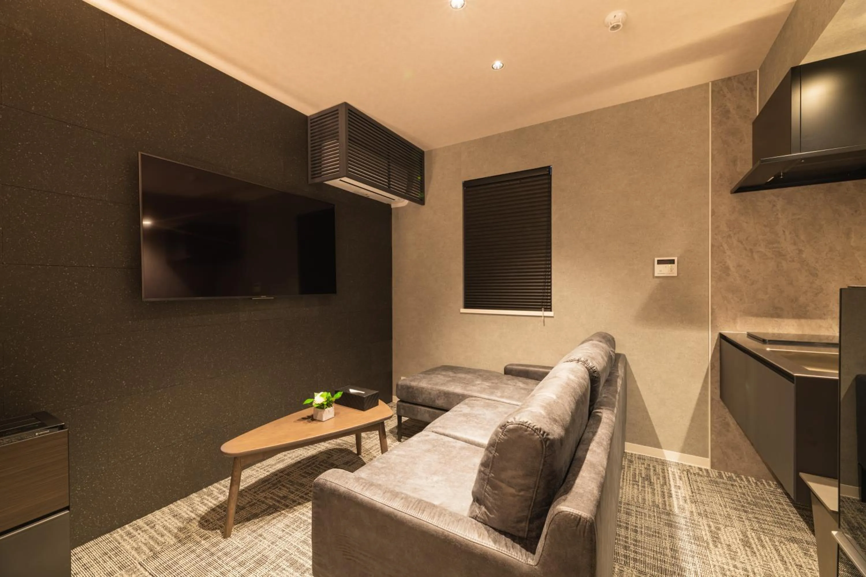 Photo of the whole room in GRAND BASE Kagoshima Chuo