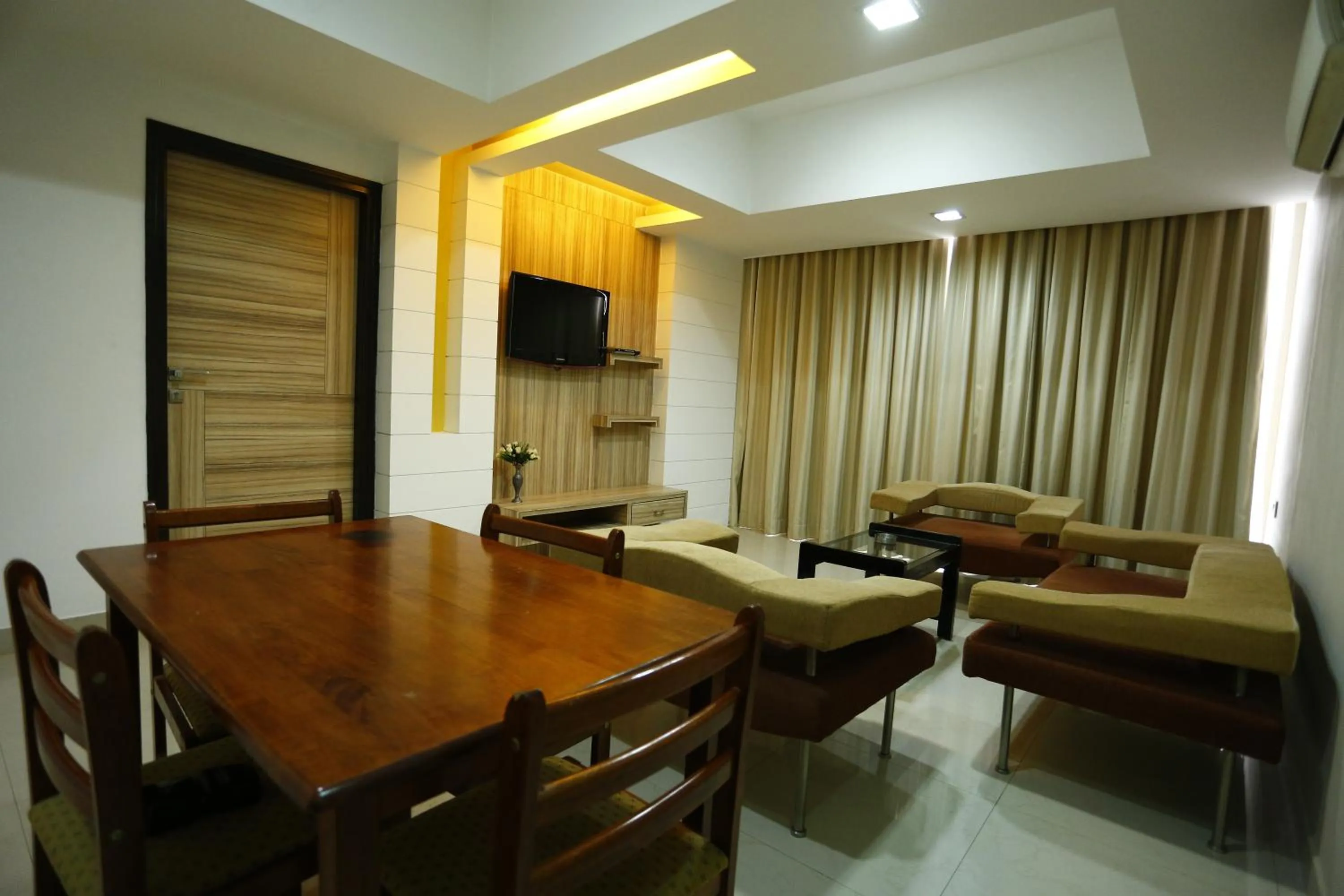 Seating area in Hotel City Centre Residency