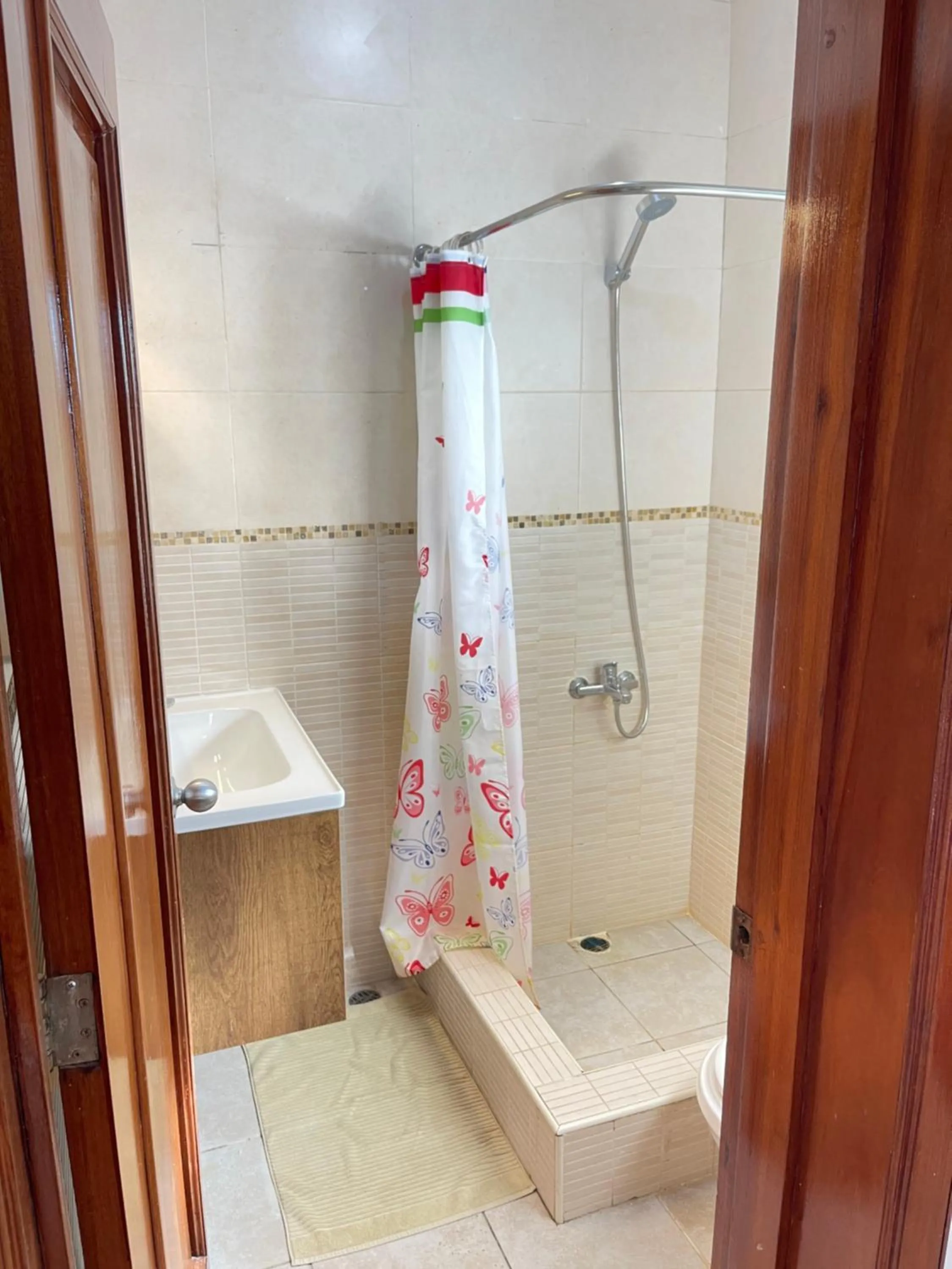 Shower in Stanza Mare Beach Front
