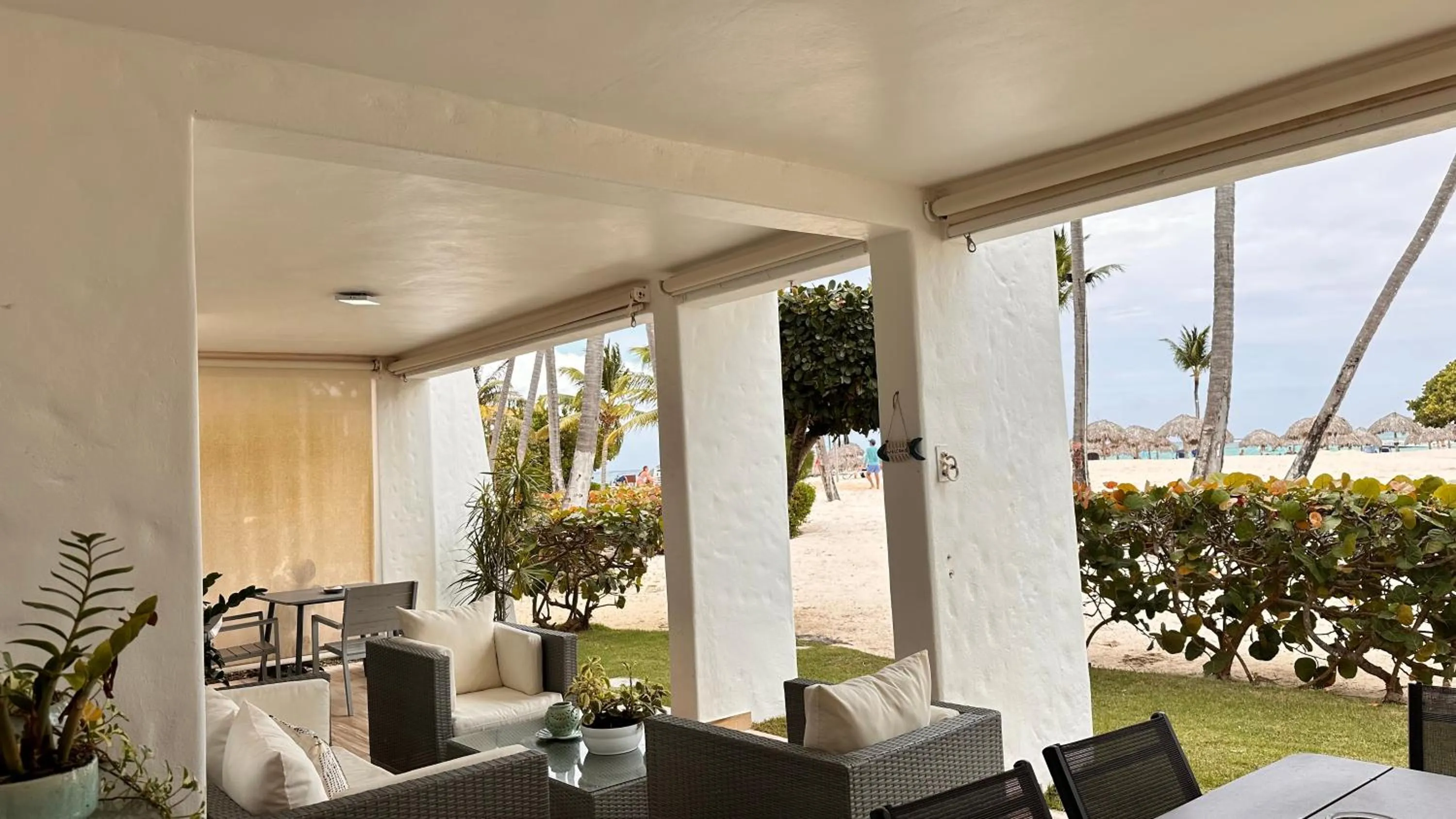 Patio in Stanza Mare Beach Front