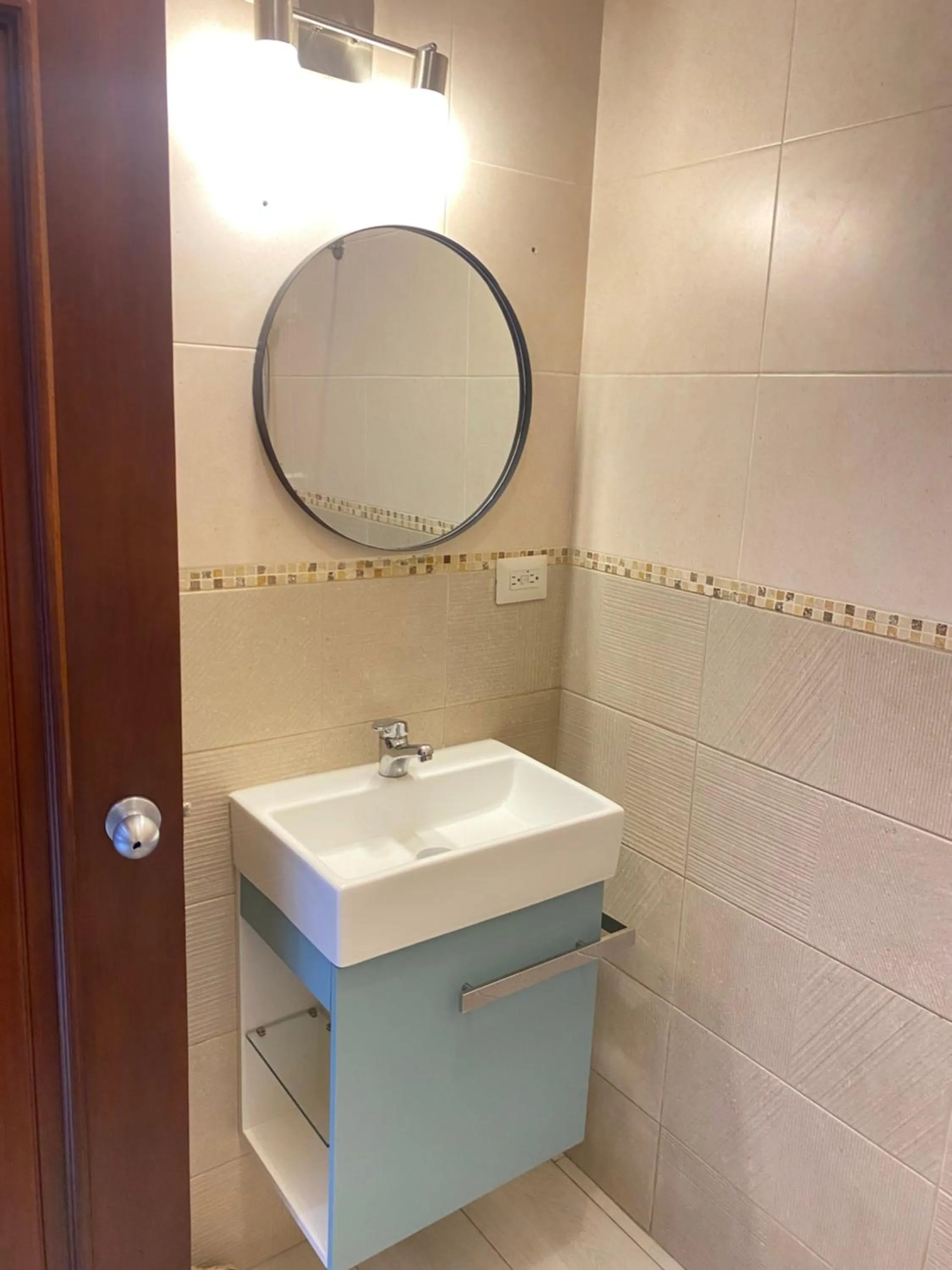 Bathroom in Stanza Mare Beach Front
