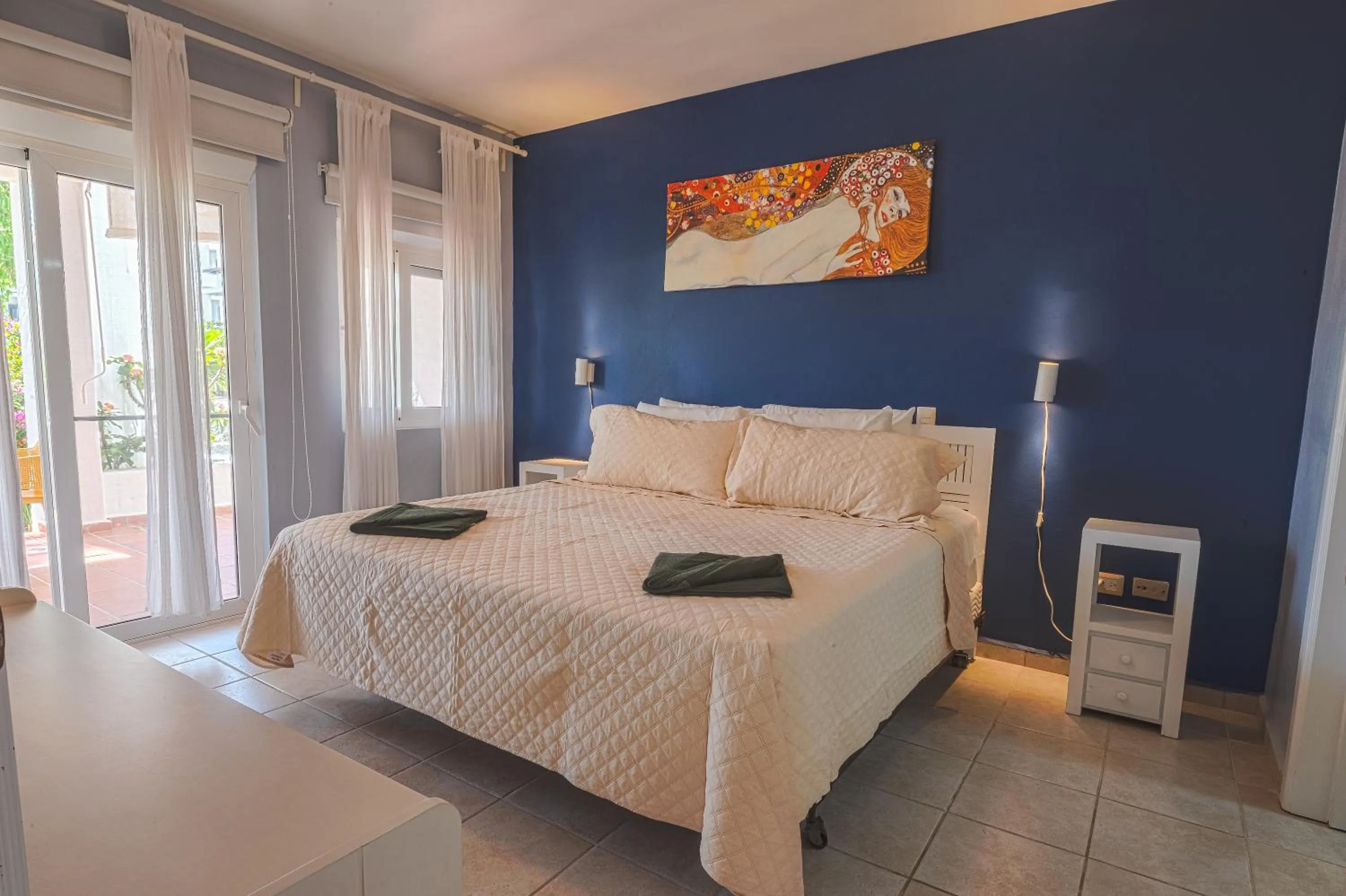 Bed in Stanza Mare Beach Front