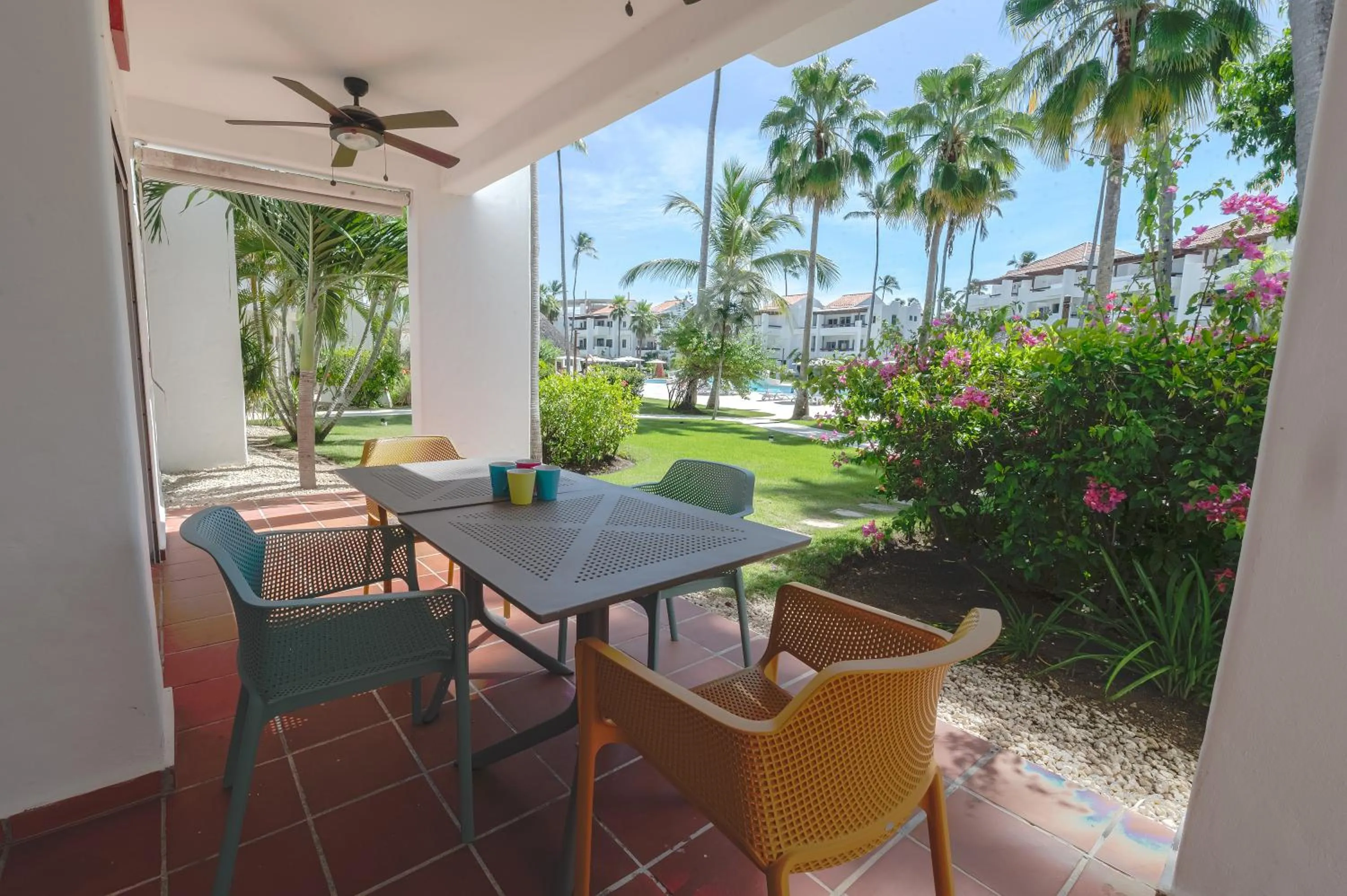 Patio in Stanza Mare Beach Front