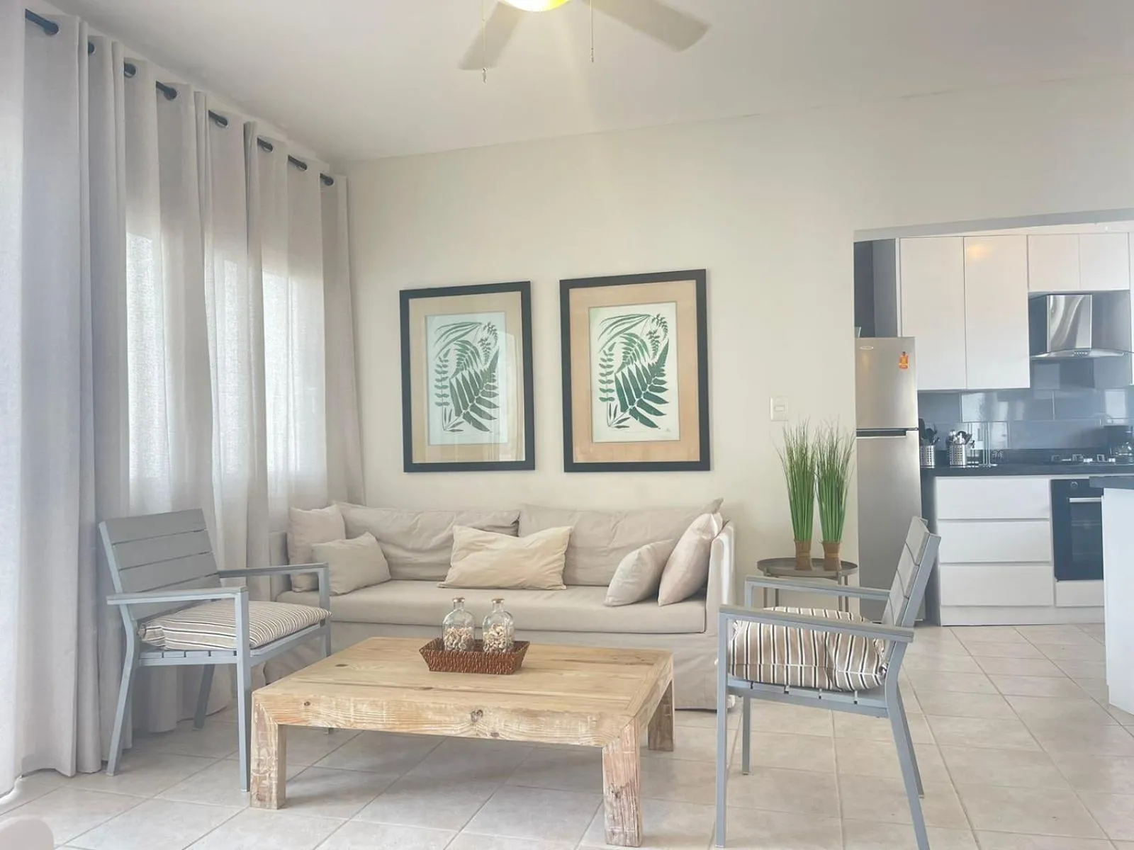 Living room in Stanza Mare Beach Front