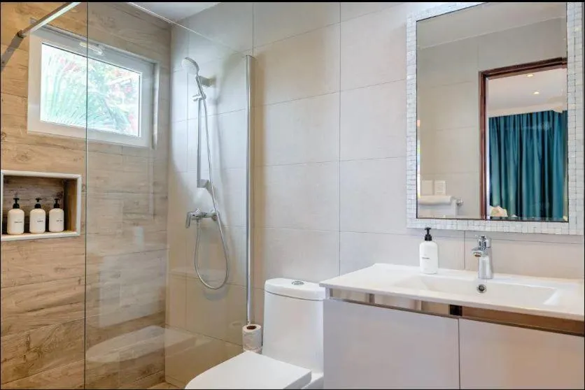 Shower in Stanza Mare Beach Front