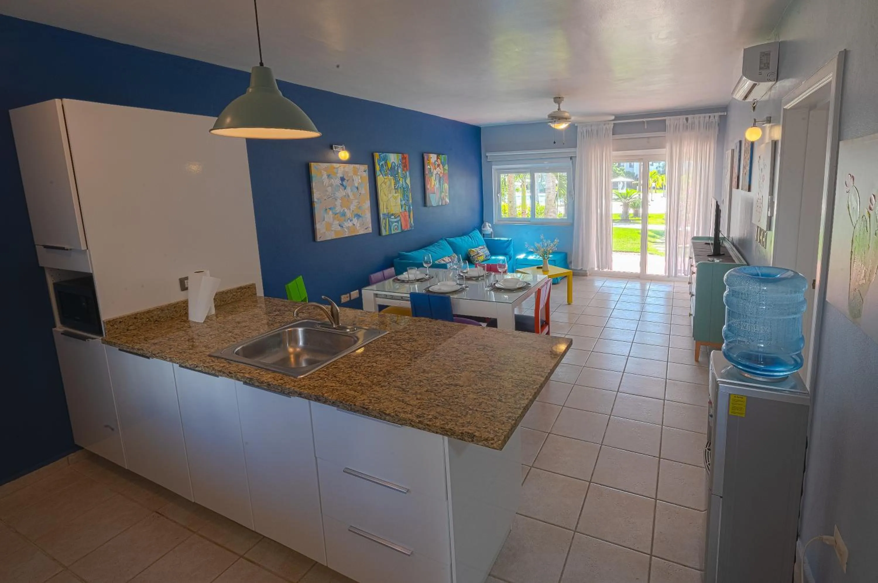 Dining area in Stanza Mare Beach Front