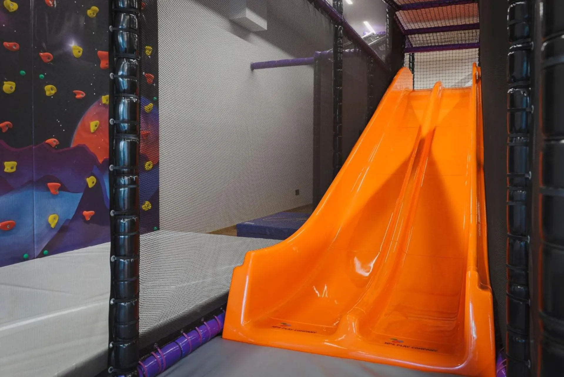 children in Hotel Acherl