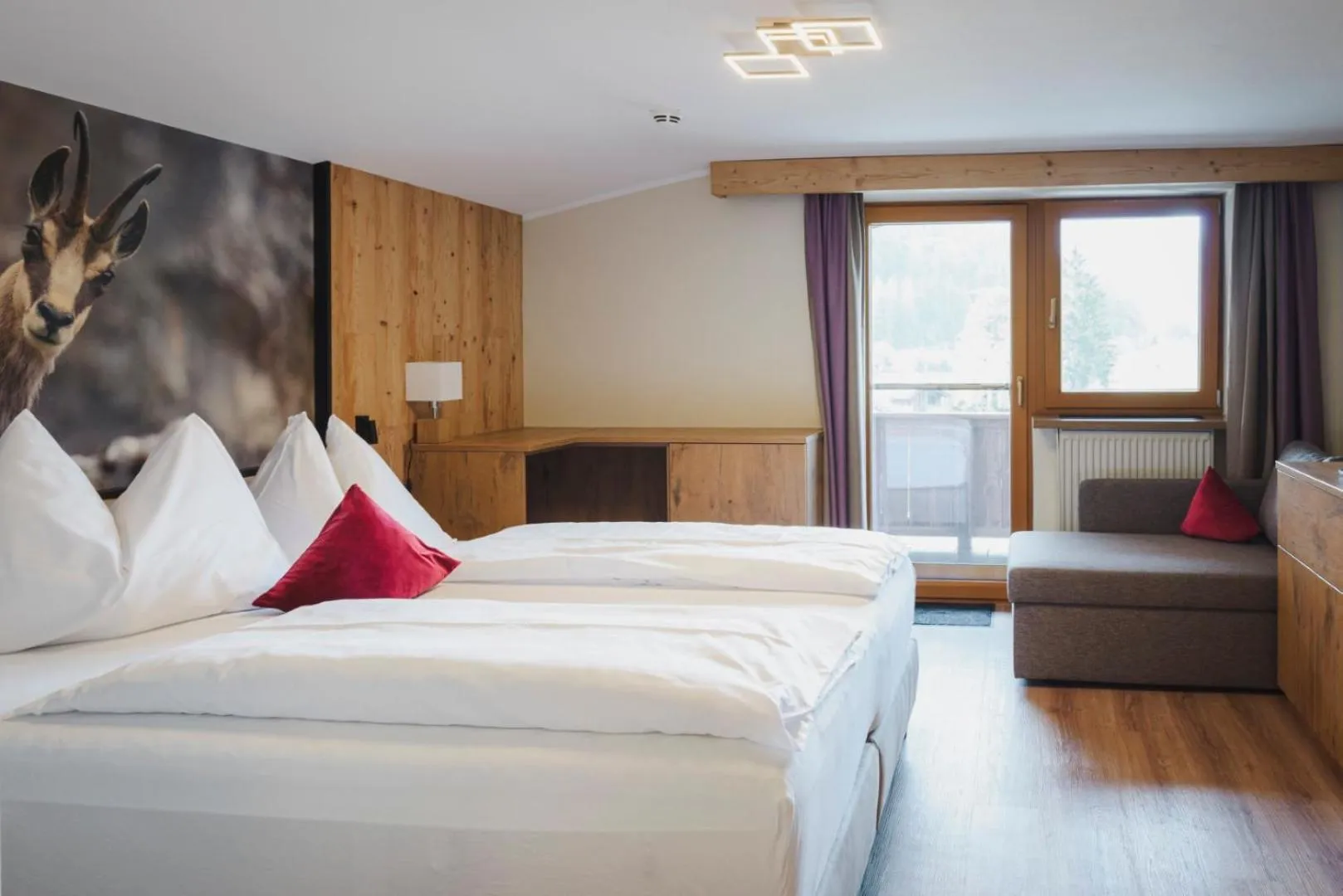 Photo of the whole room, Bed in Hotel Acherl