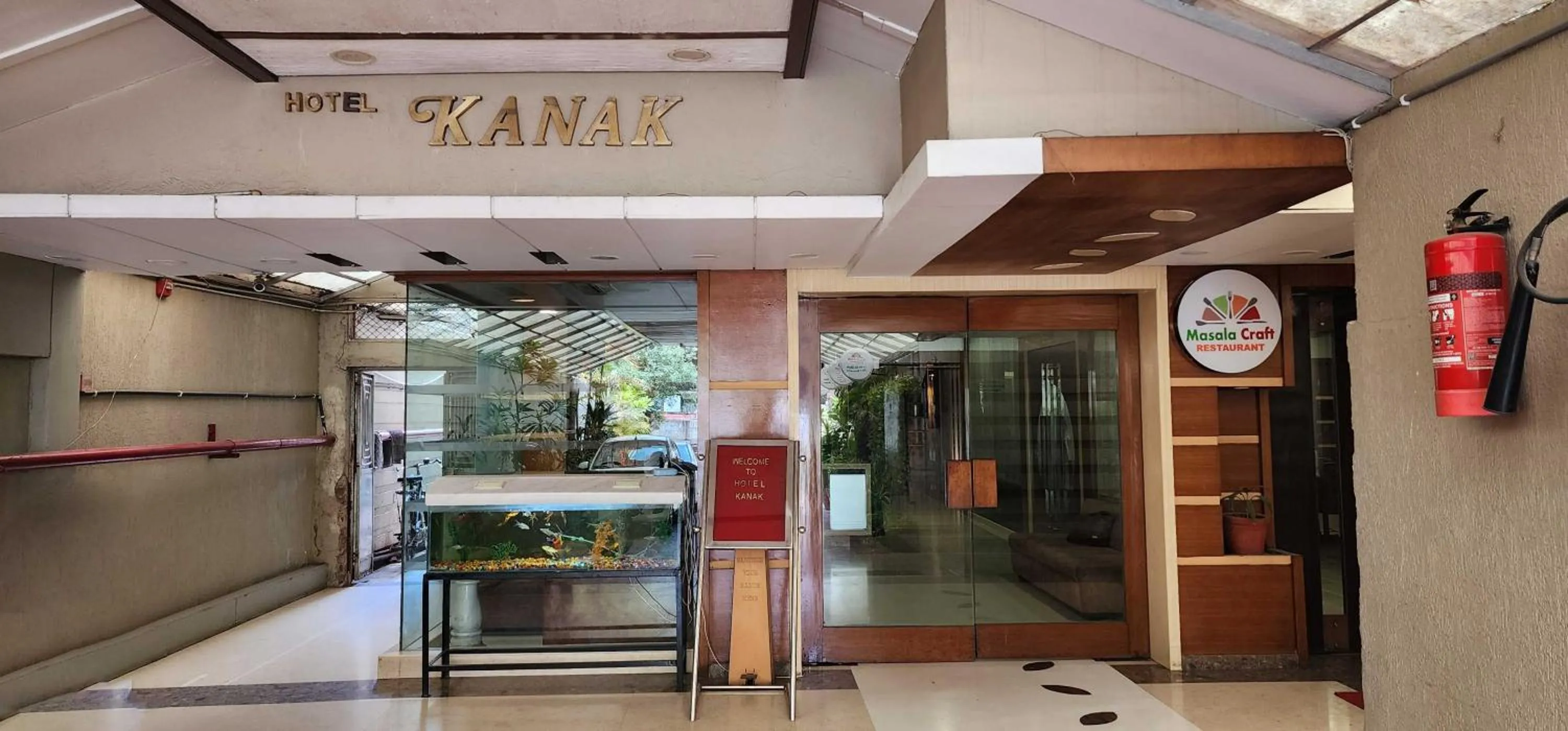 Facade/entrance in Hotel Kanak