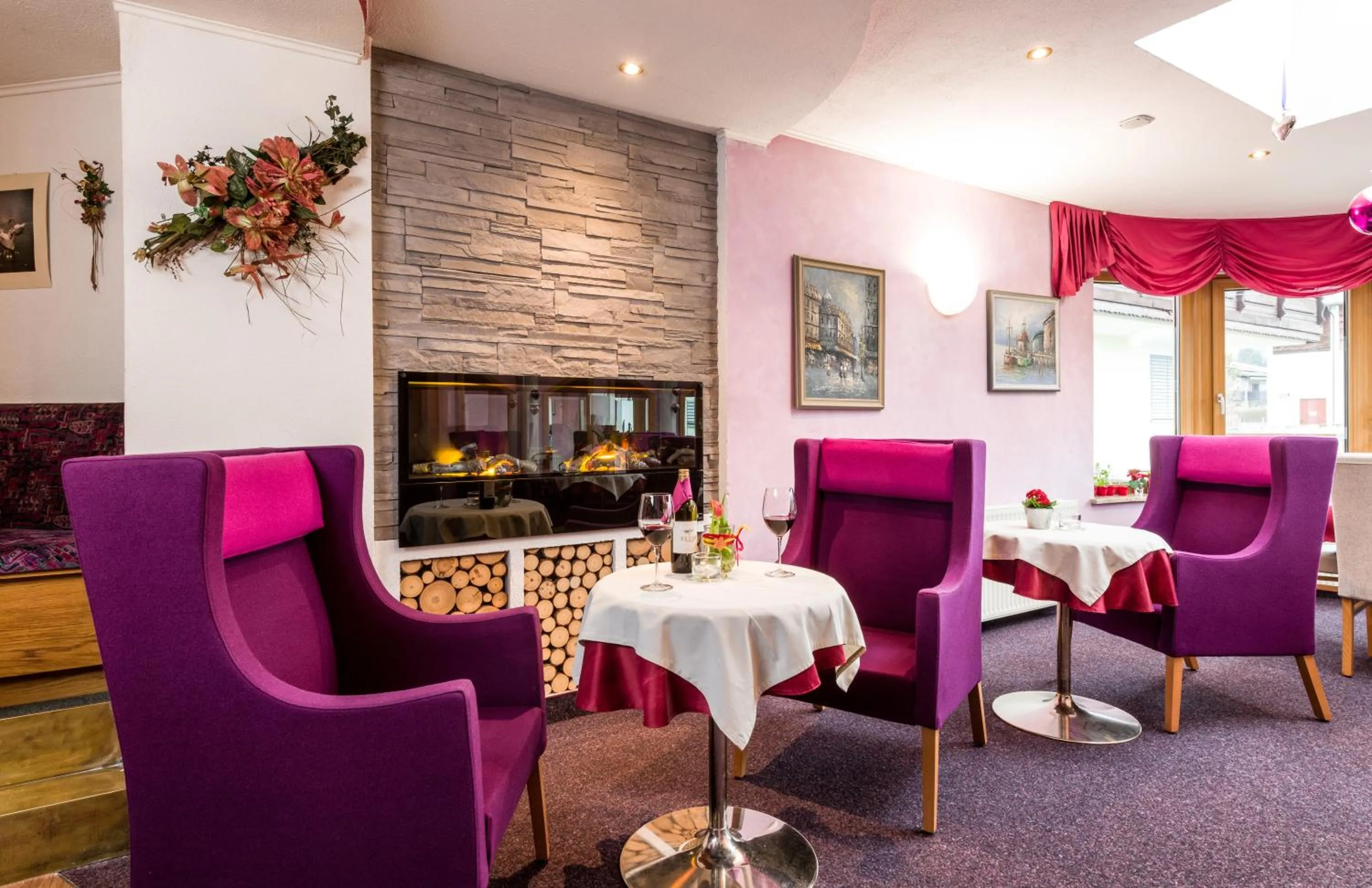 Restaurant/places to eat in Hotel Gasthof Zum Schwanen