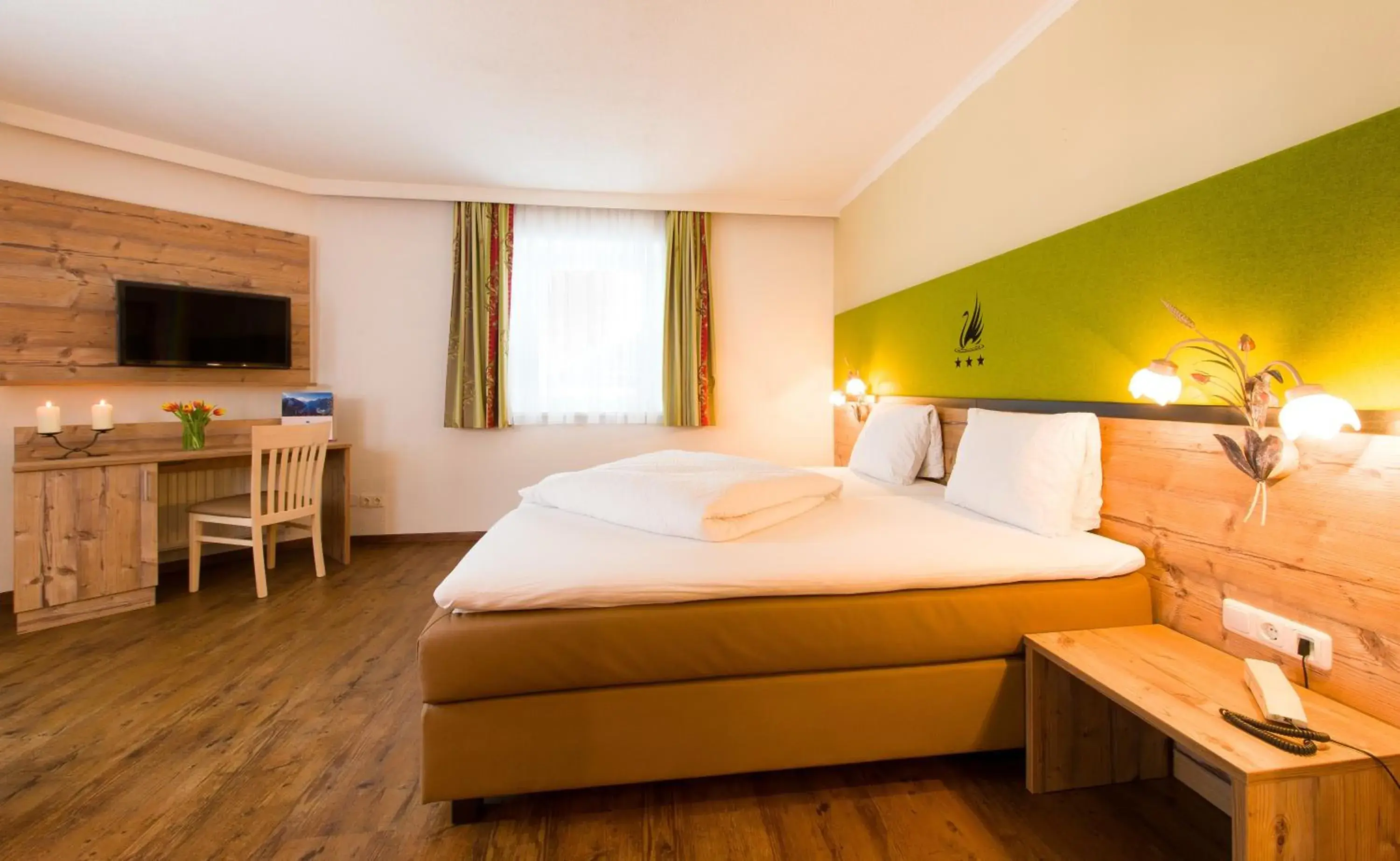 Standard Triple Room (2 Adults + 1 Child) - single occupancy in Hotel Gasthof Zum Schwanen Standard Triple Room (2 Adults + 1 Child) - single occupancy in Hotel Gasthof Zum Schwanen