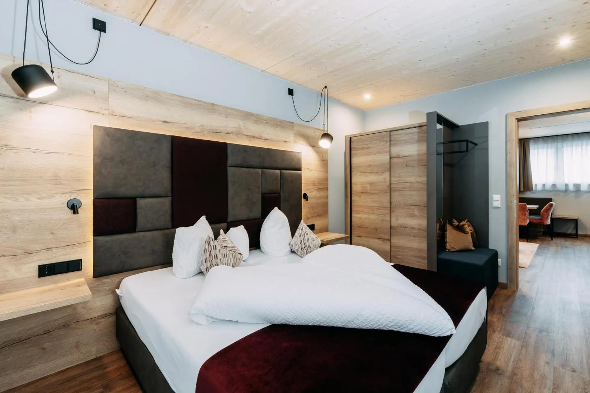 Bedroom, Bed in Hotel Gasthof Zum Schwanen