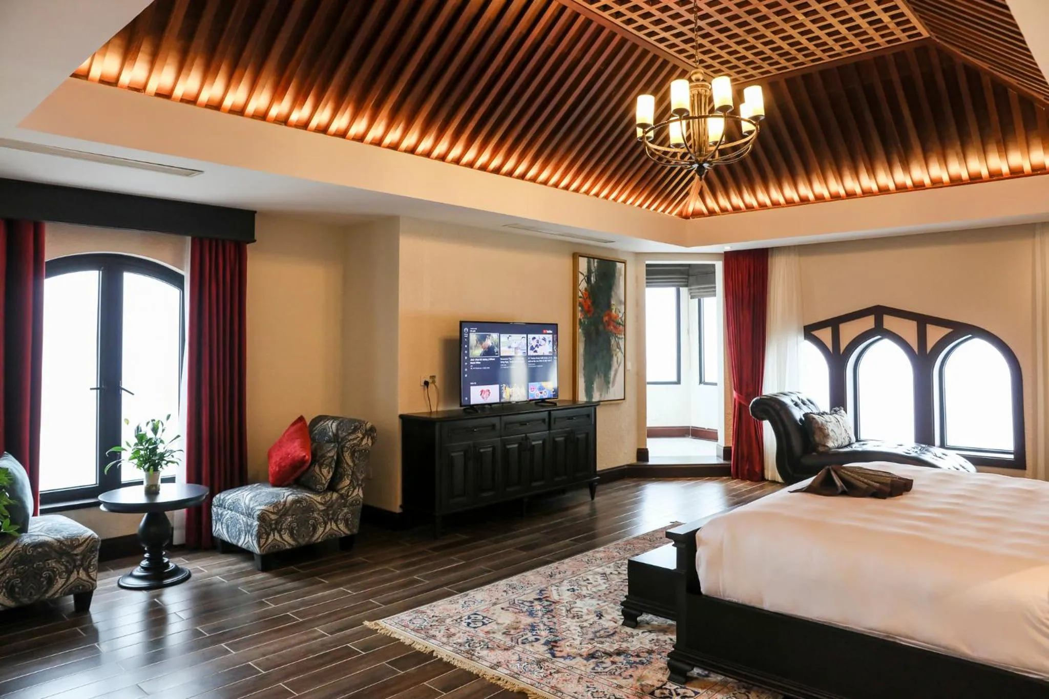 Photo of the whole room, Bed in Venus Hotel Tam Đảo