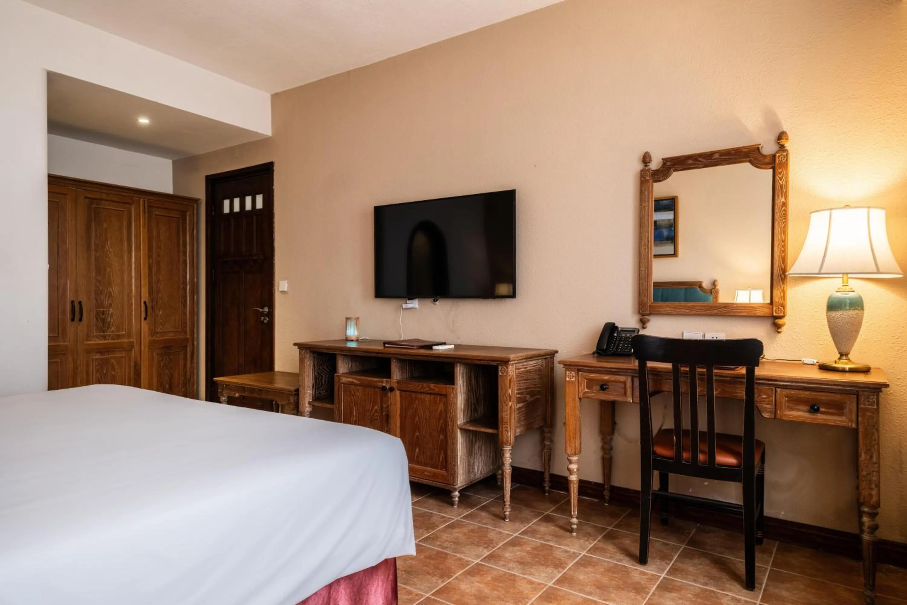 TV and multimedia, Bed in Venus Hotel Tam Đảo