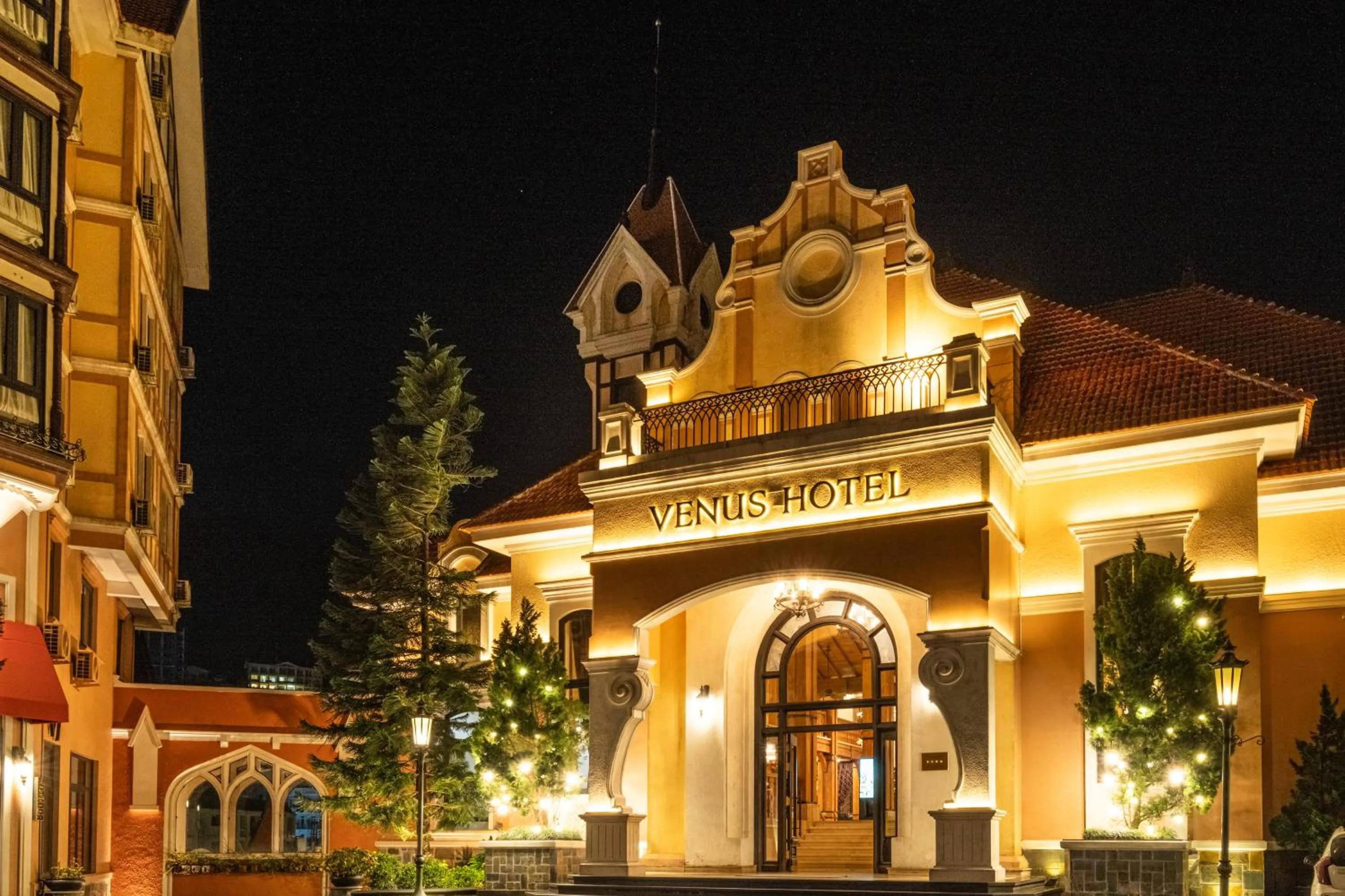 Property building in Venus Hotel Tam Đảo