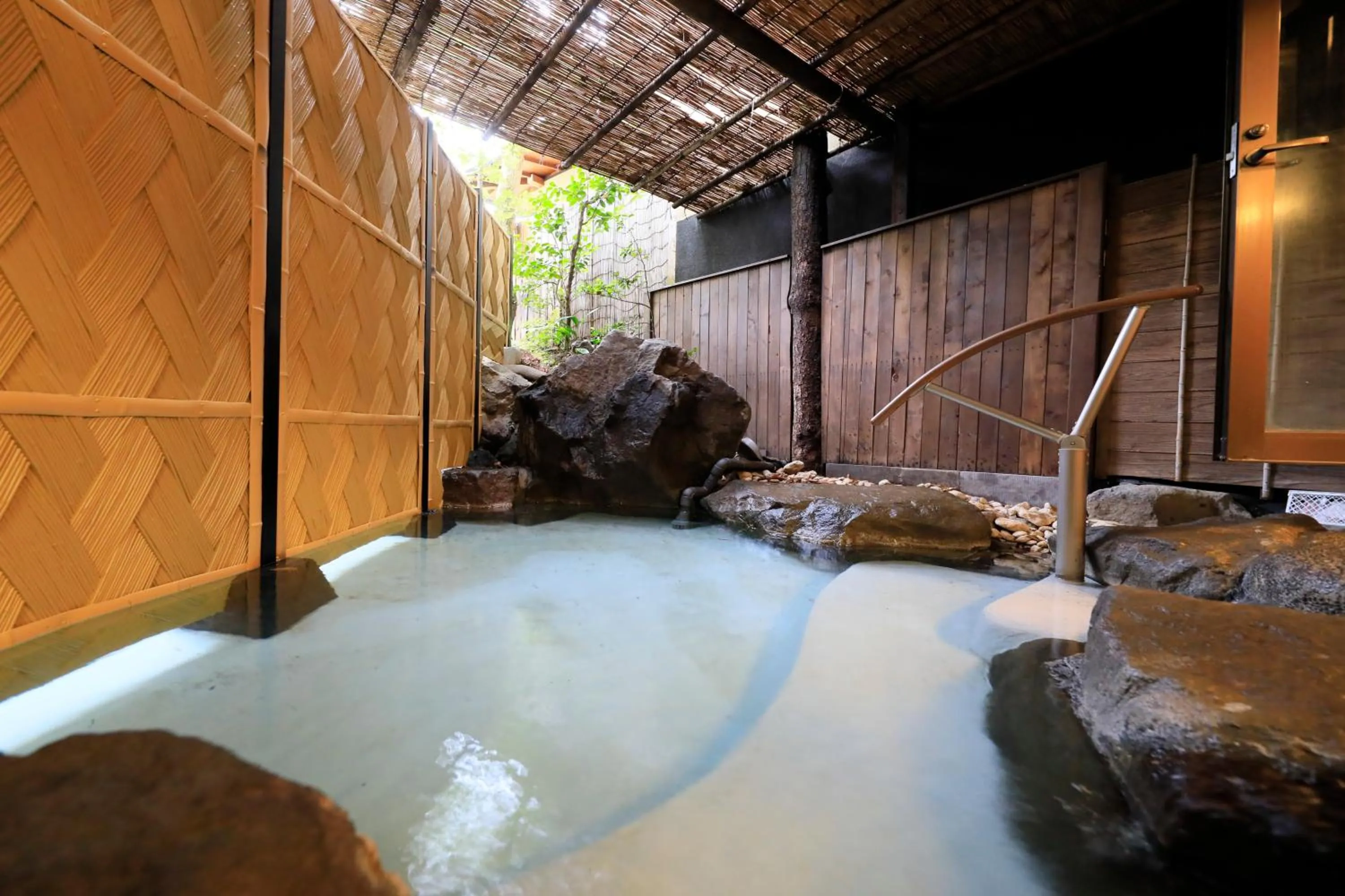 Hot Spring Bath in Yugawara Fuga - Adult Only