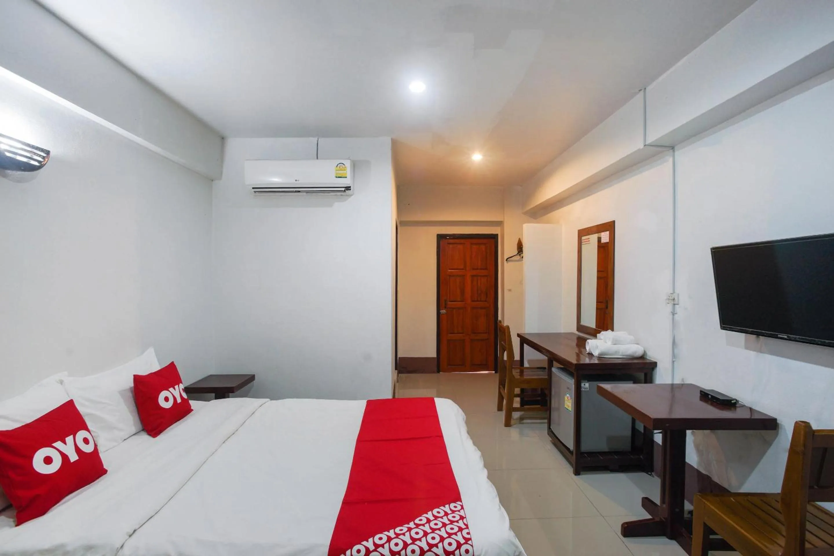 Lobby or reception, Bed in OYO 75388 P2 Place