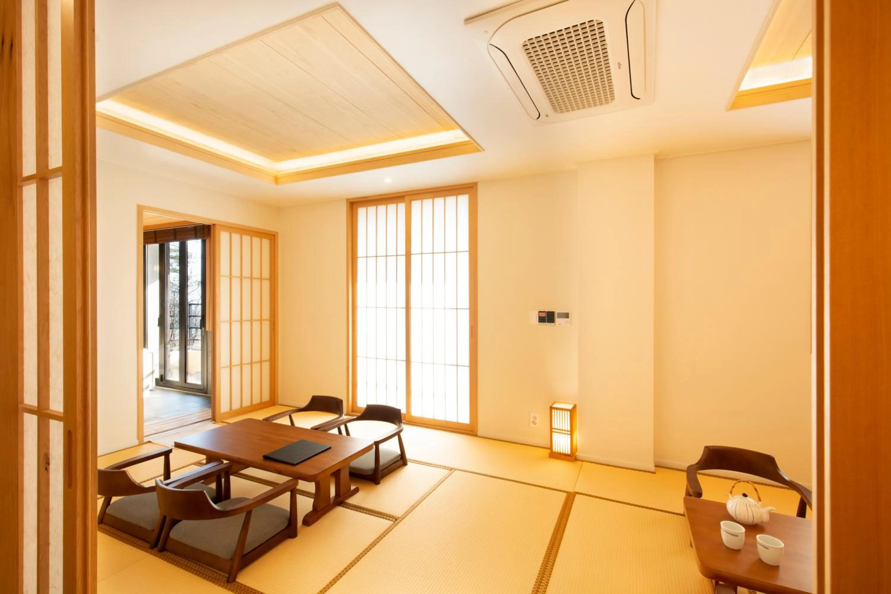 Living room in Tomonoya Hotel and Ryokan Gyeongju