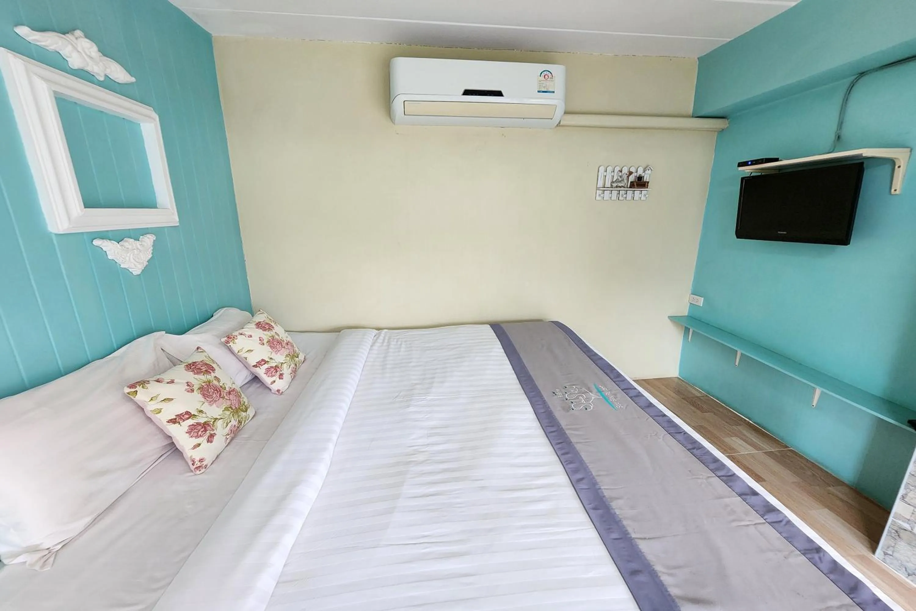 Bedroom, Bed in See Sky Resort