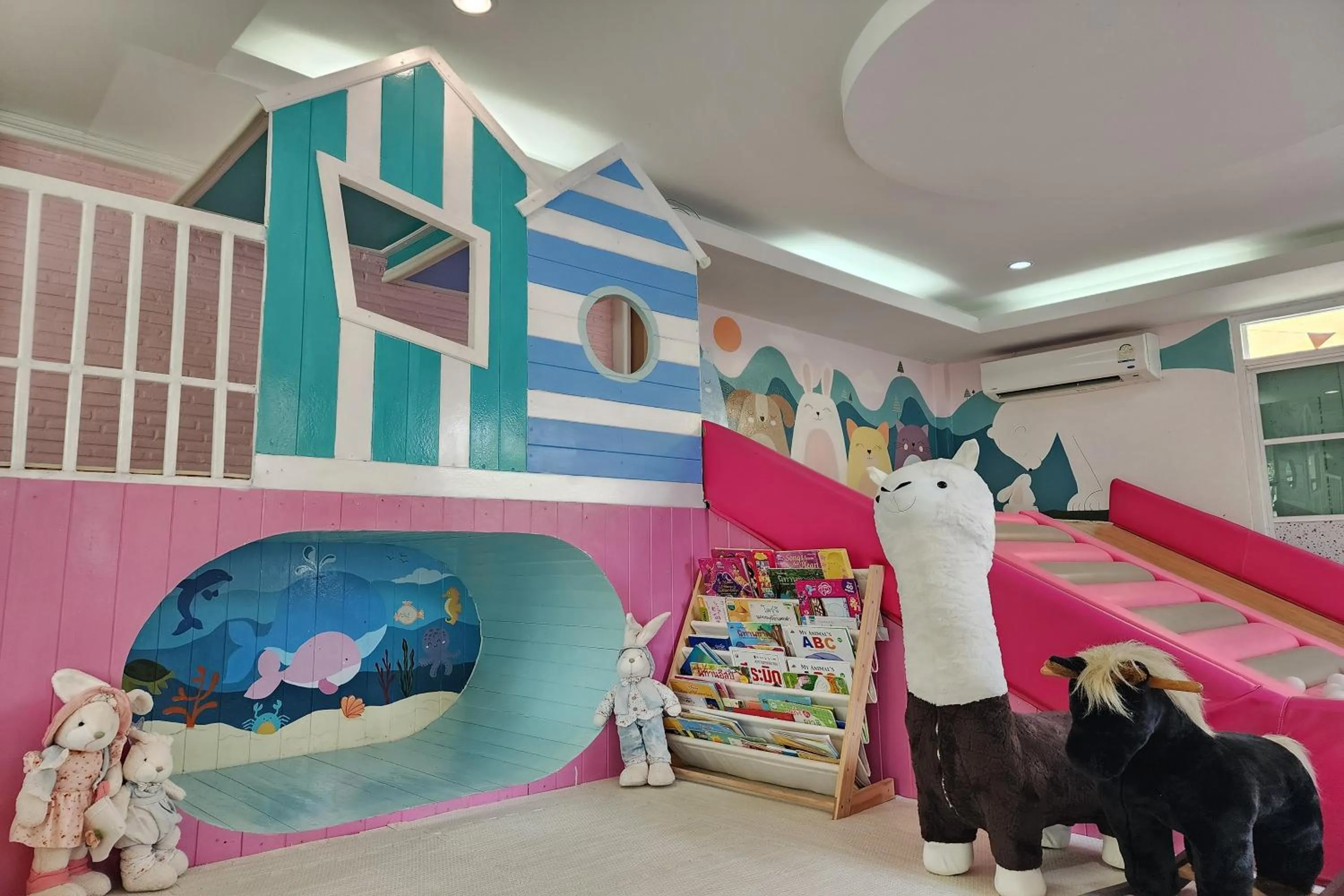 Children play ground in See Sky Resort