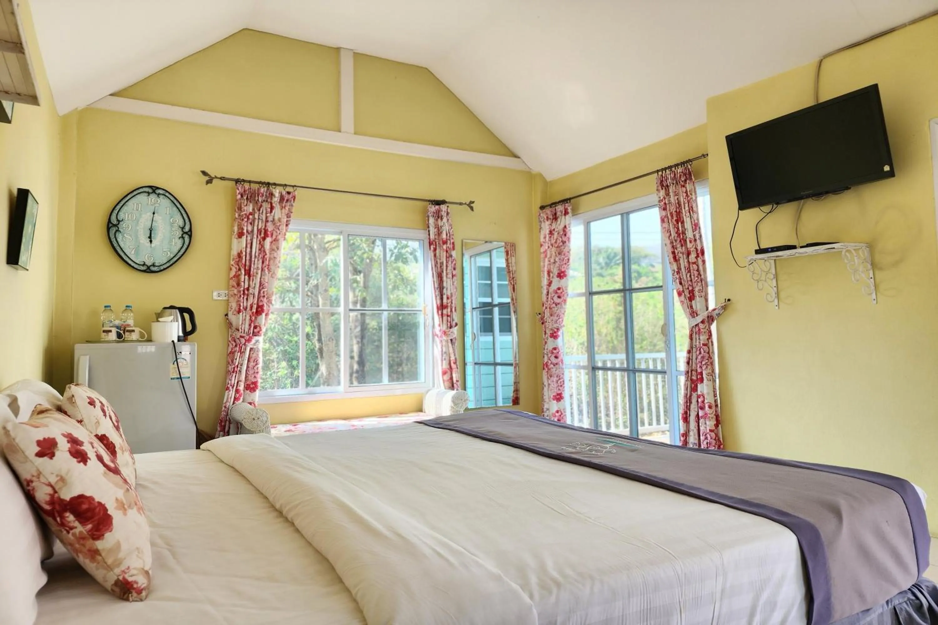 Bed in See Sky Resort