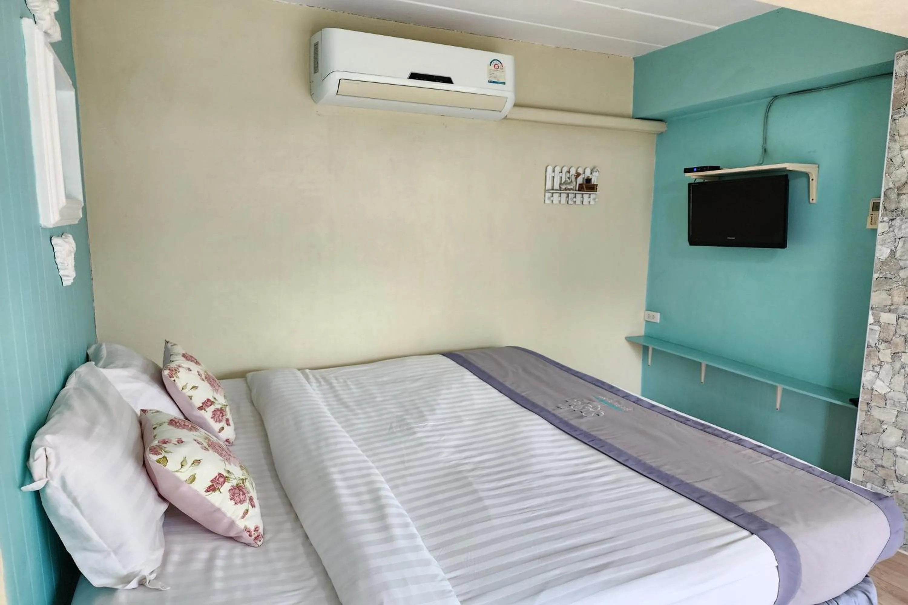 Bedroom, Bed in See Sky Resort