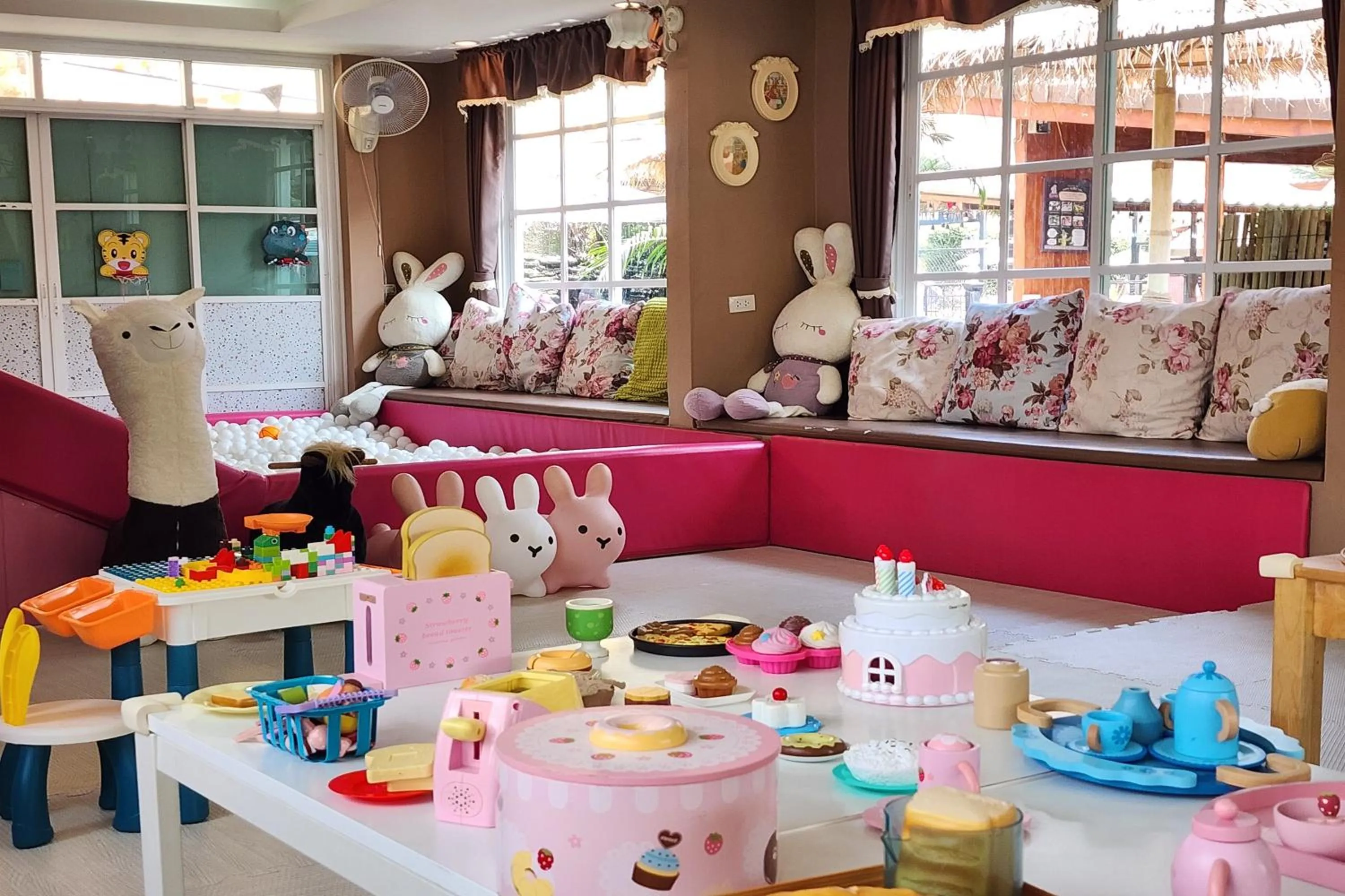 Children play ground in See Sky Resort