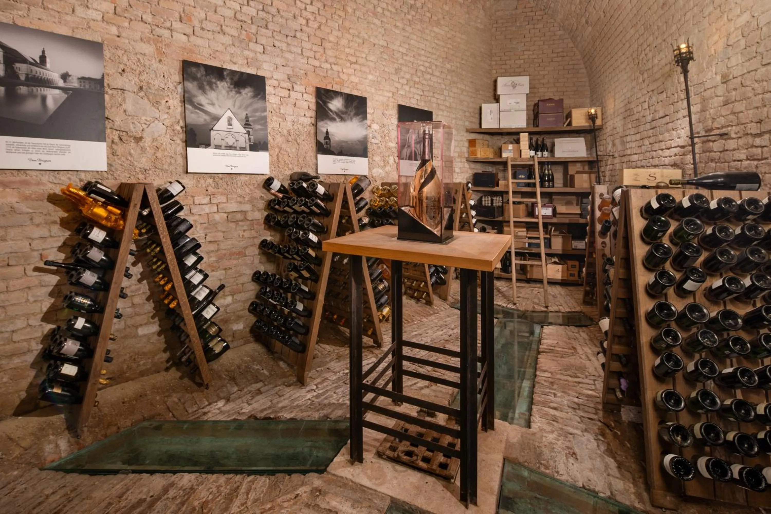 Decorative detail in Palais Coburg