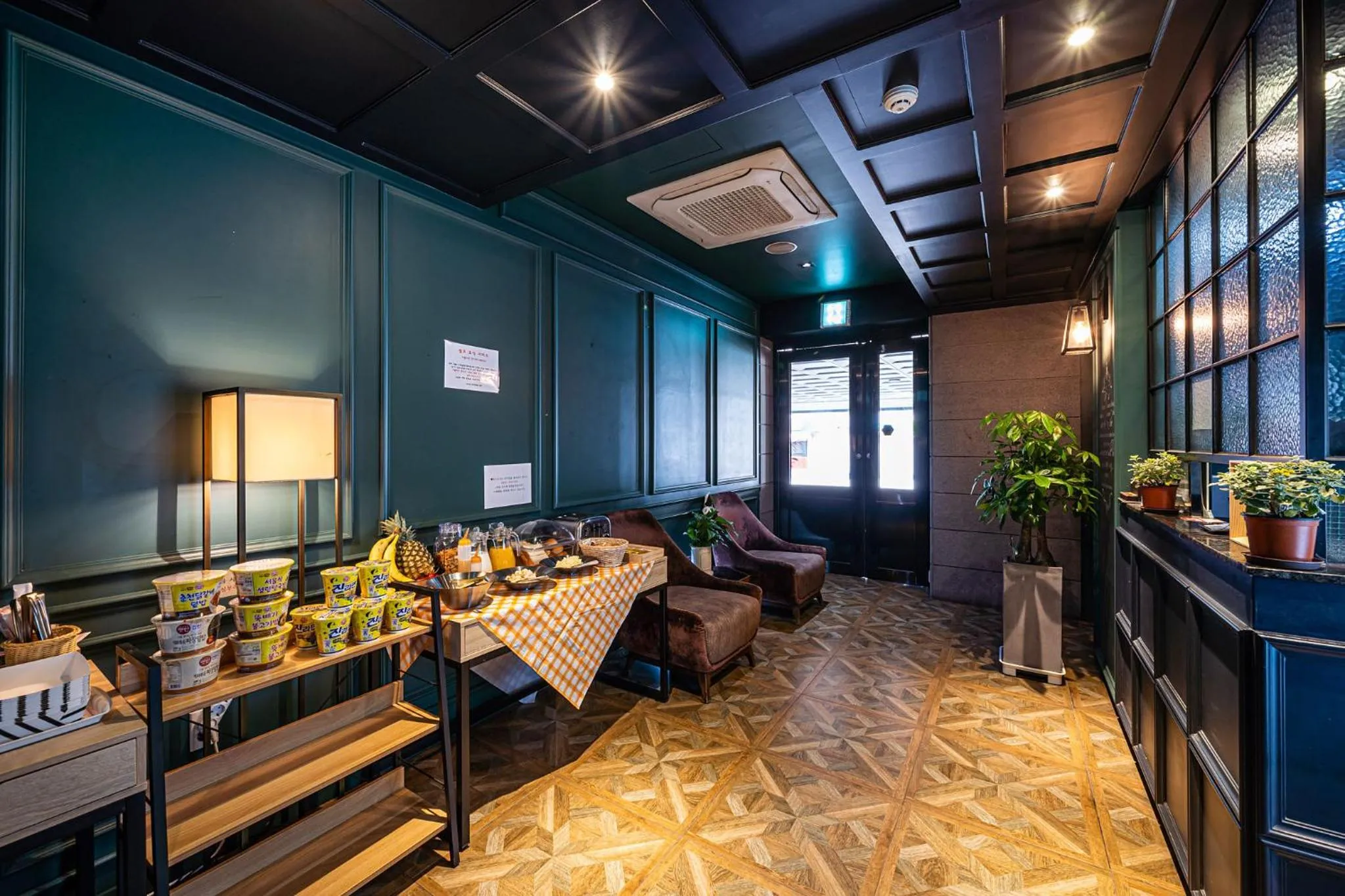 Lobby or reception in Hotel Myeongjak