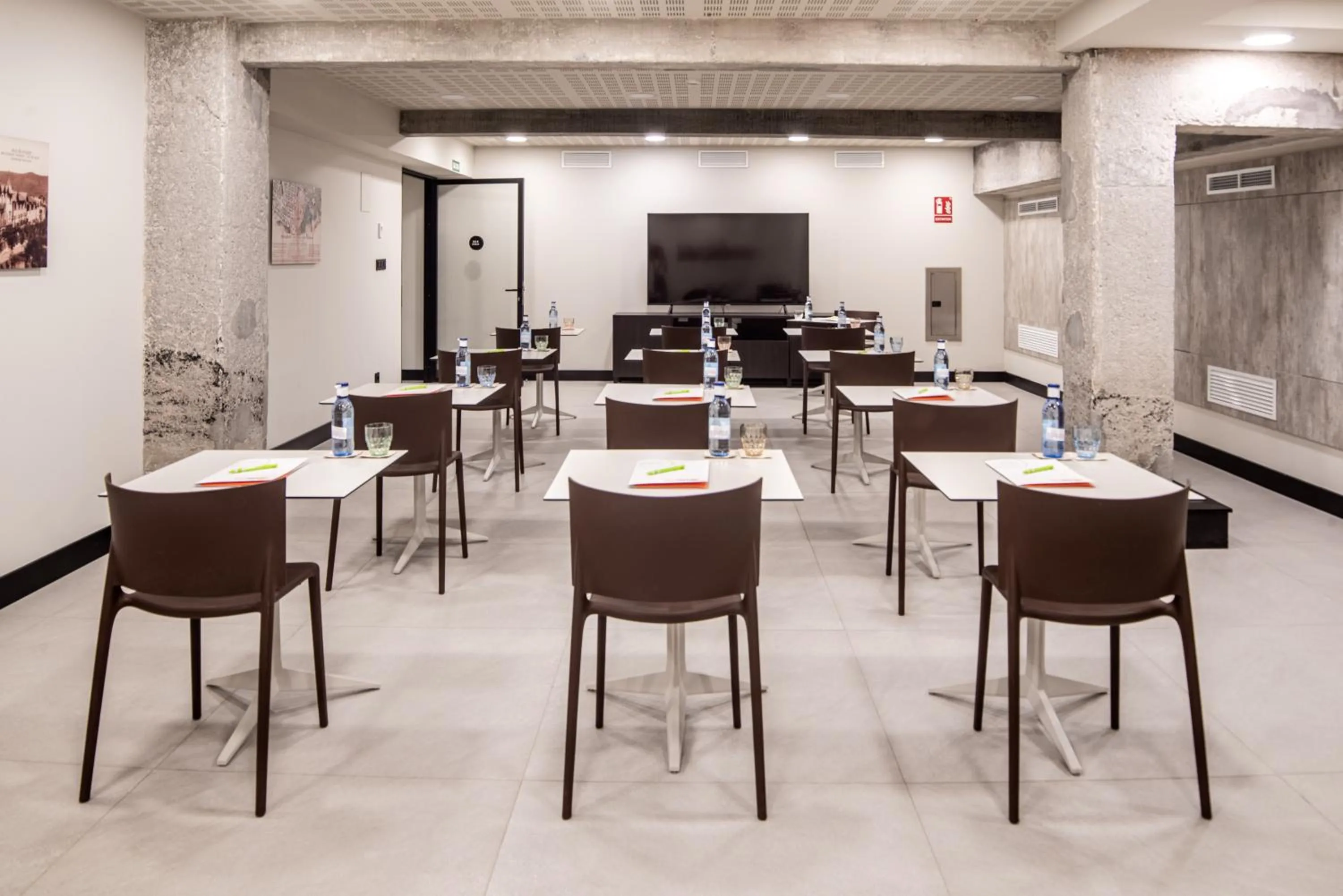 Meeting/conference room in Hotel Bed4U Bilbao