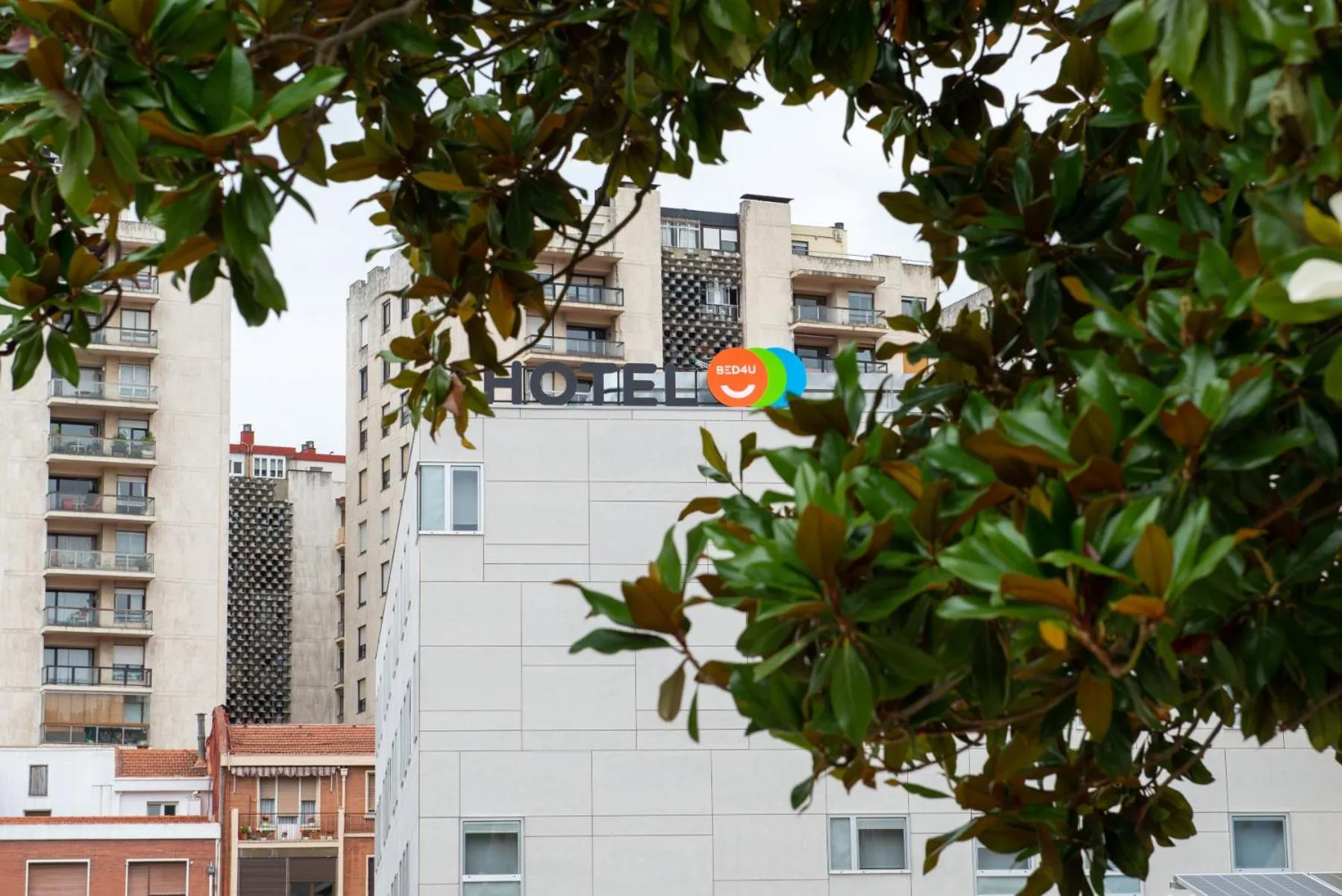 Property building in Hotel Bed4U Bilbao