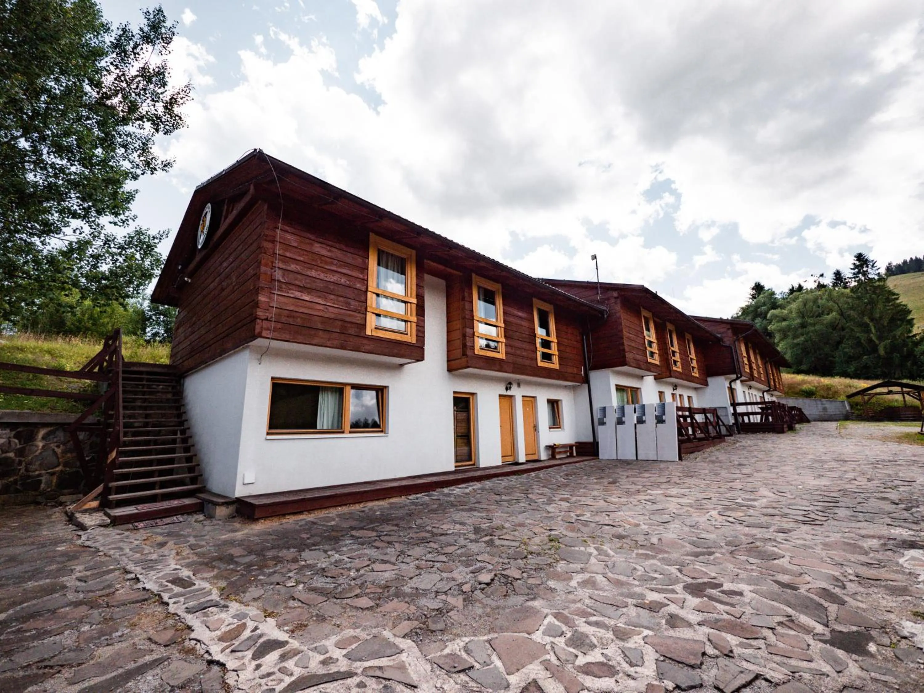 Property building in SKI CIERNY BALOG